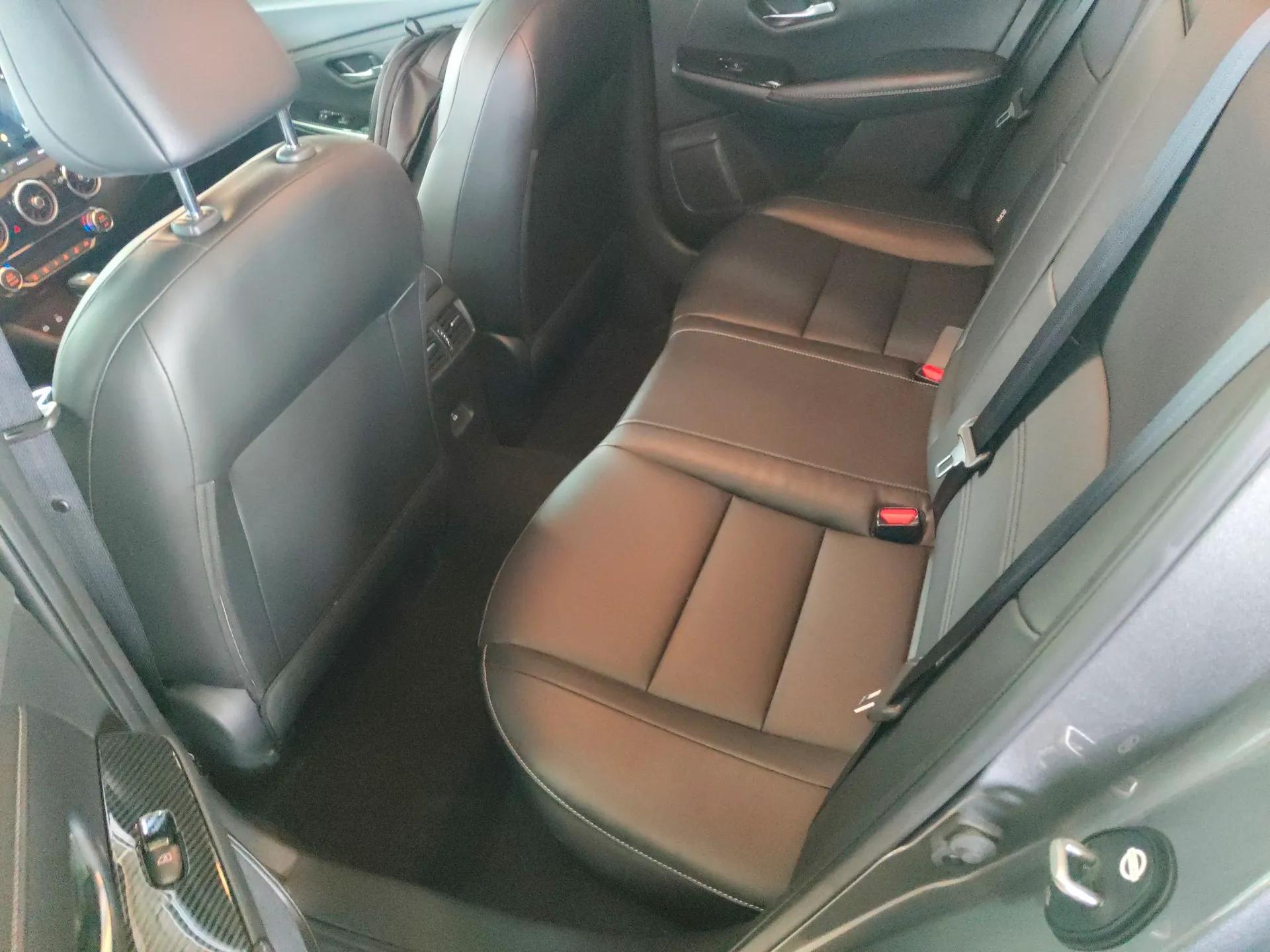 Nissan Sylphy 2023 1.6L CVT Enjoyment Edition — миниатюра 22