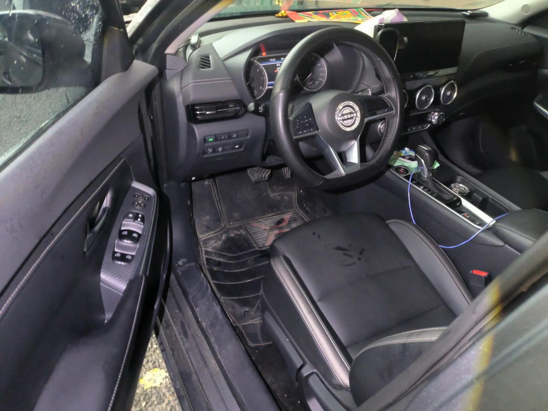 Nissan Sylphy 2023 Revised 1.6L CVT Enjoyment Edition — миниатюра 19