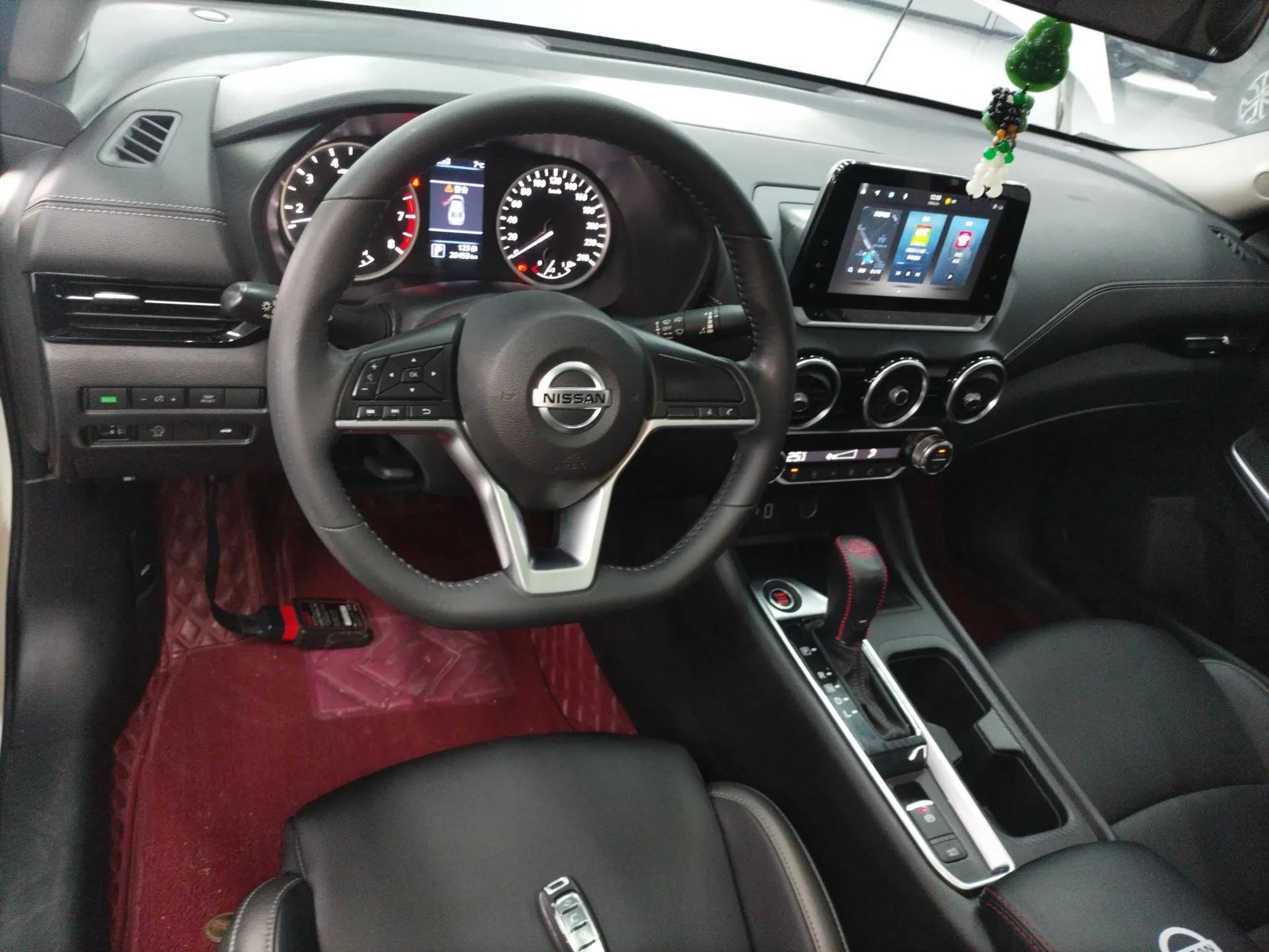 Nissan Sylphy 2022 1.6L XL CVT Enjoyment Edition — миниатюра 13
