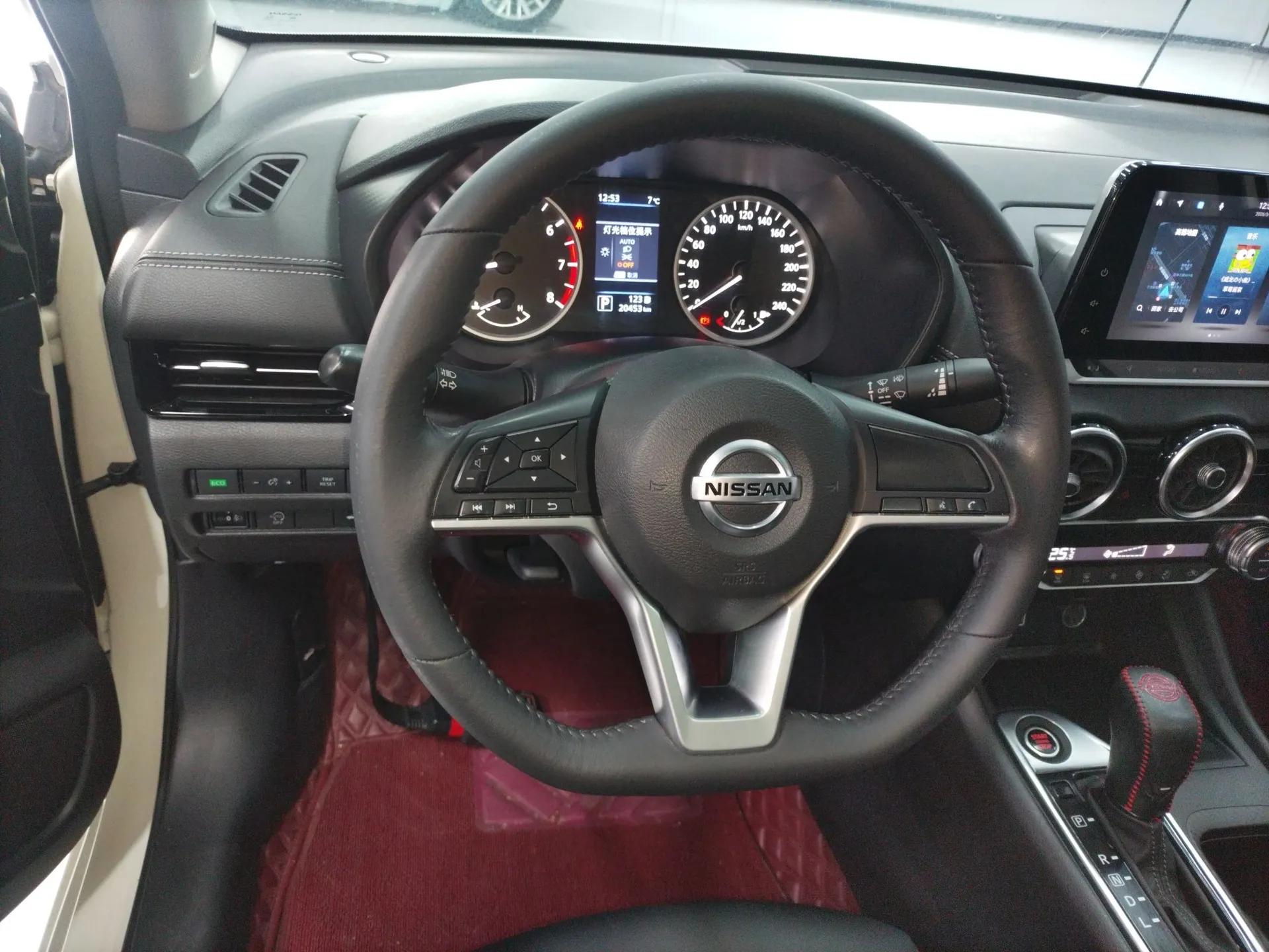 Nissan Sylphy 2022 1.6L XL CVT Enjoyment Edition — миниатюра 14