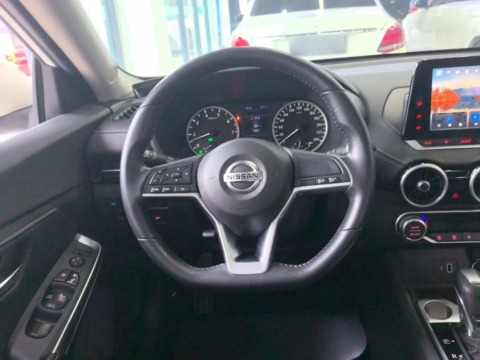 Nissan Sylphy 2022 1.6L XL CVT Enjoyment Edition — миниатюра 13
