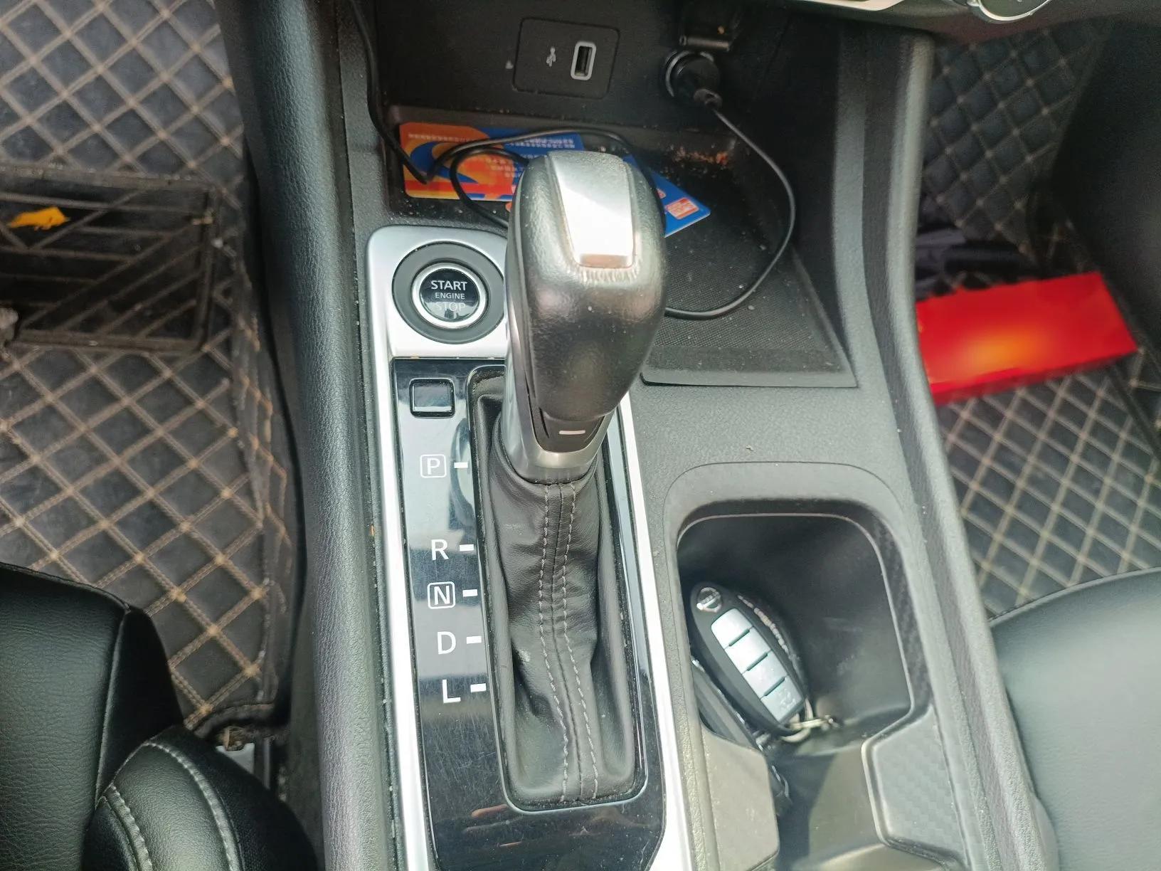 Nissan Sylphy 2022 1.6L XL CVT Enjoyment Edition — миниатюра 11