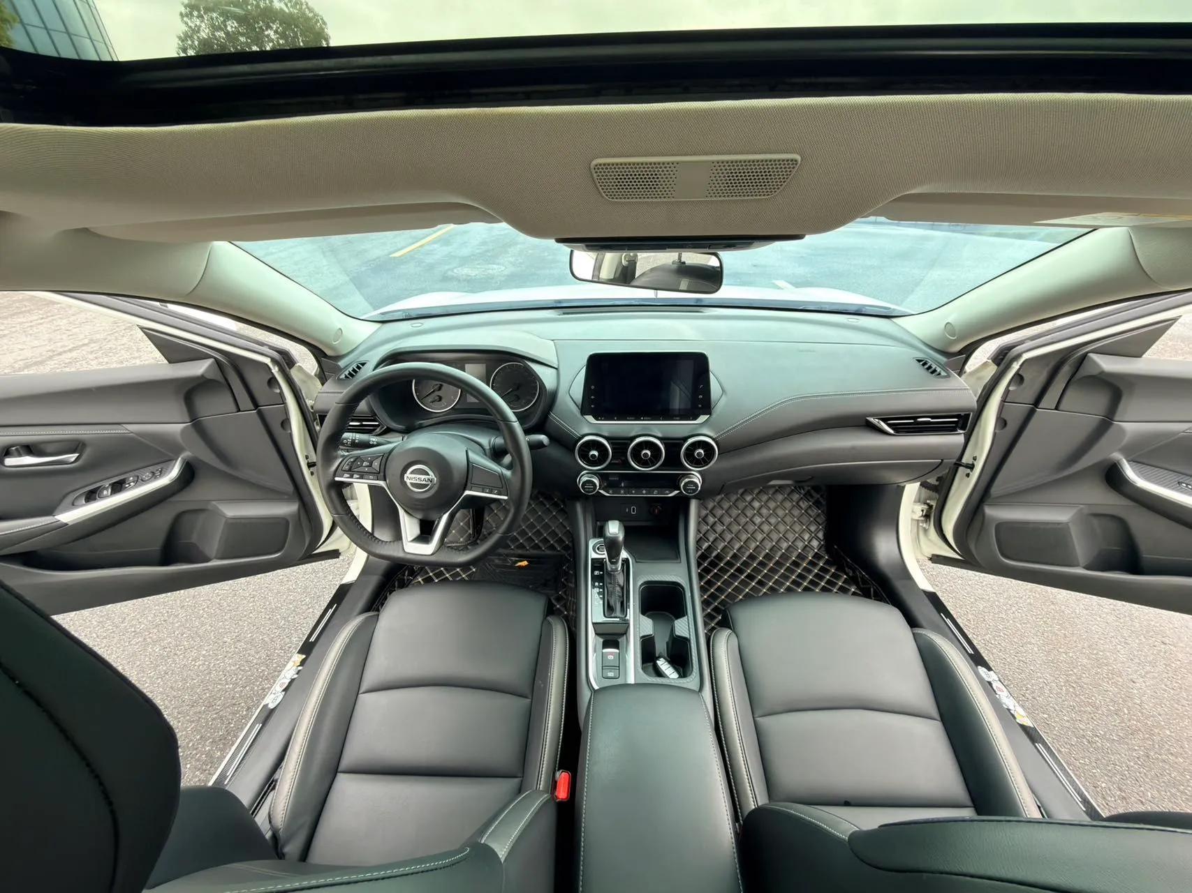 Nissan Sylphy 2022 1.6L XL CVT Enjoyment Edition — миниатюра 19