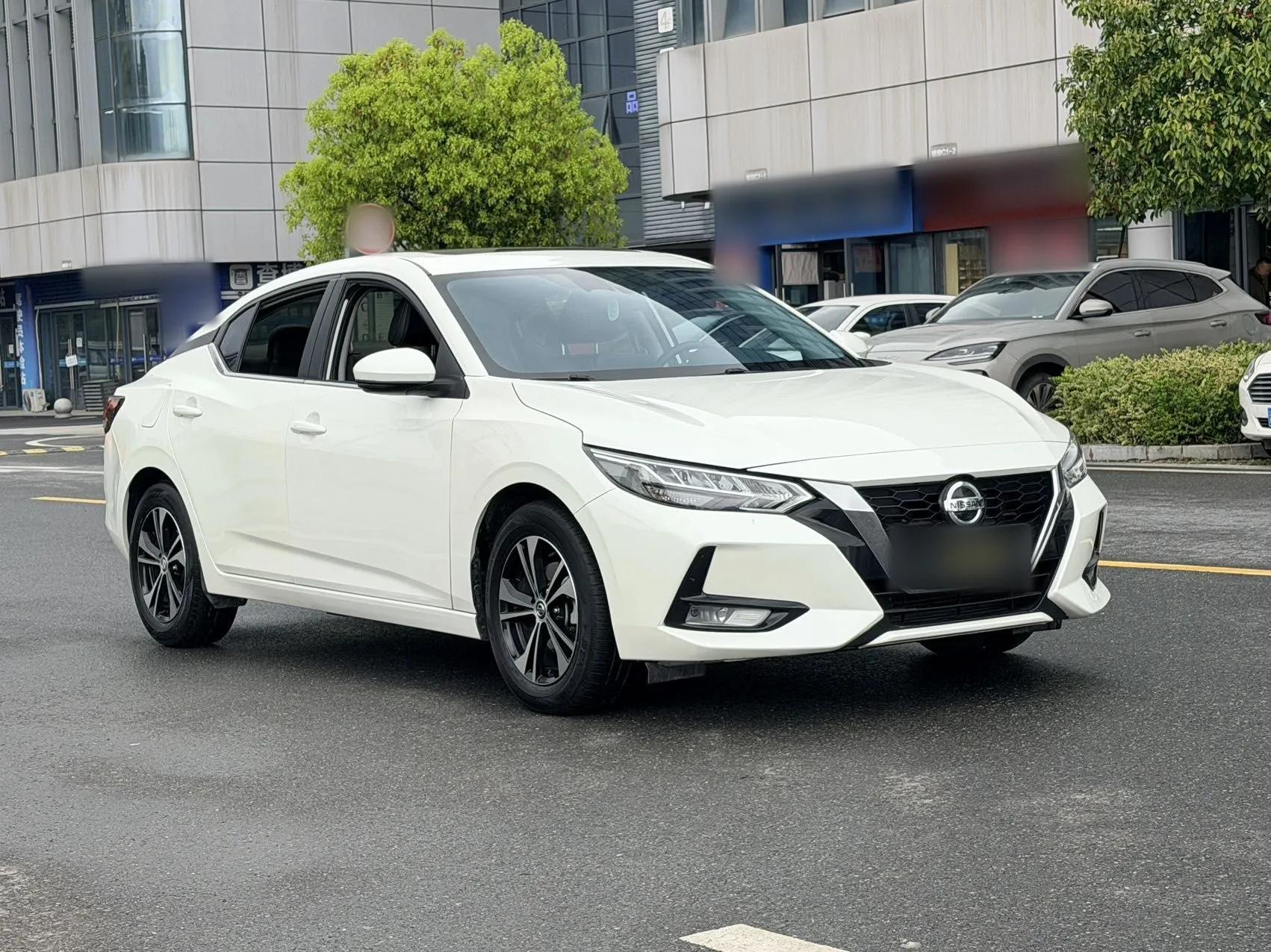 Nissan Sylphy 2022 1.6L XL CVT Enjoyment Edition — миниатюра 4