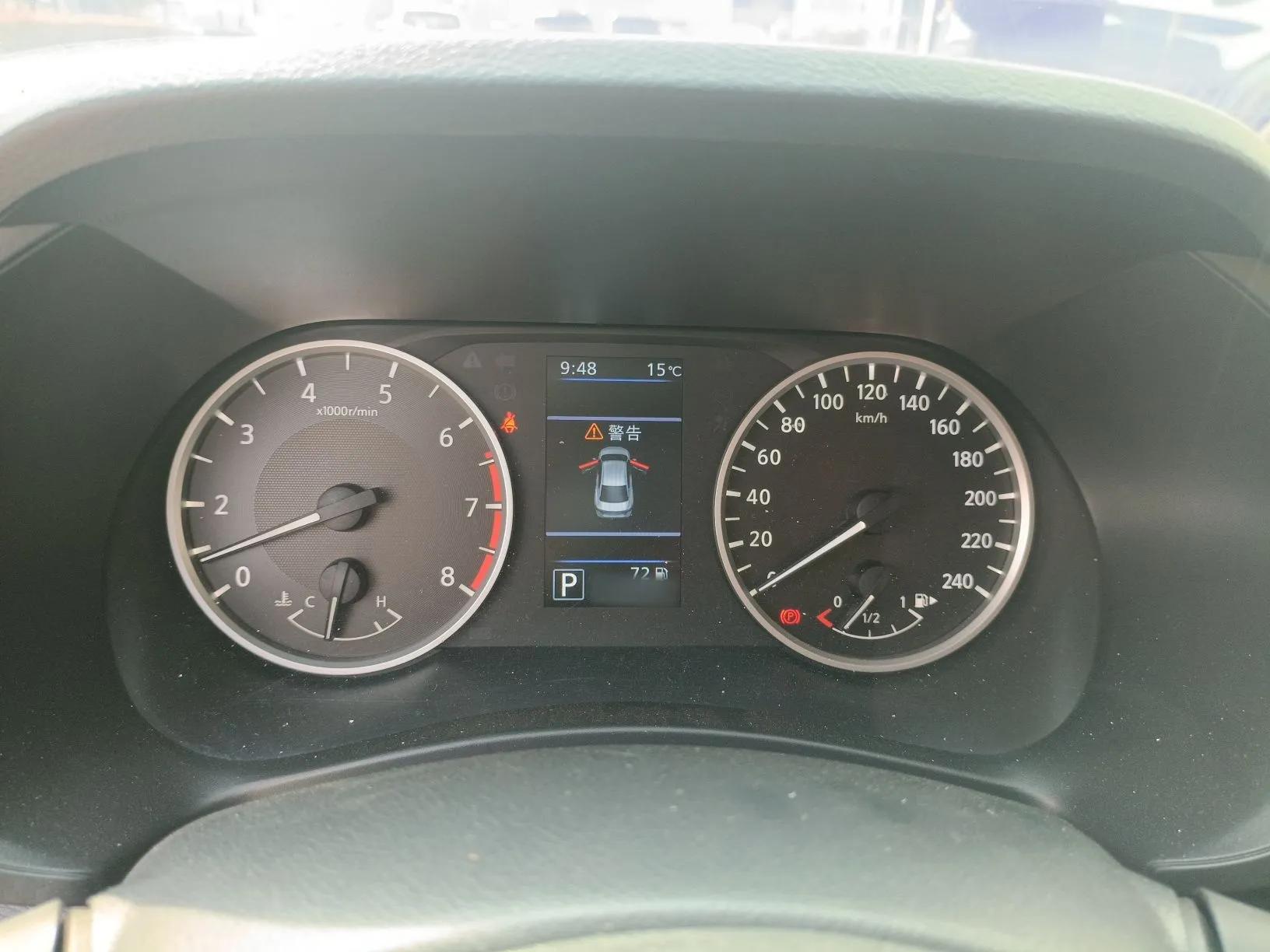 Nissan Sylphy 2022 1.6L XL CVT Enjoyment Edition — миниатюра 8