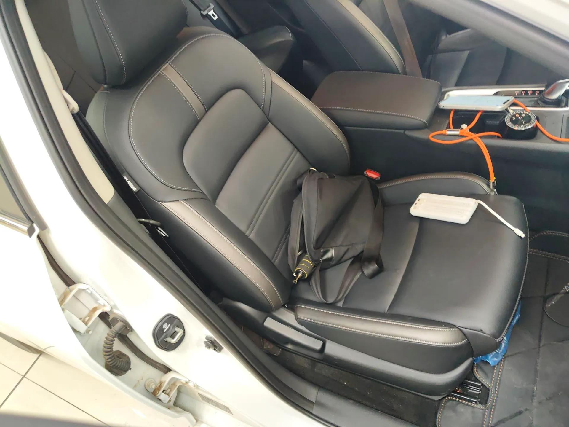Nissan Sylphy 2025 1.6L CVT Genuine Edition — миниатюра 23
