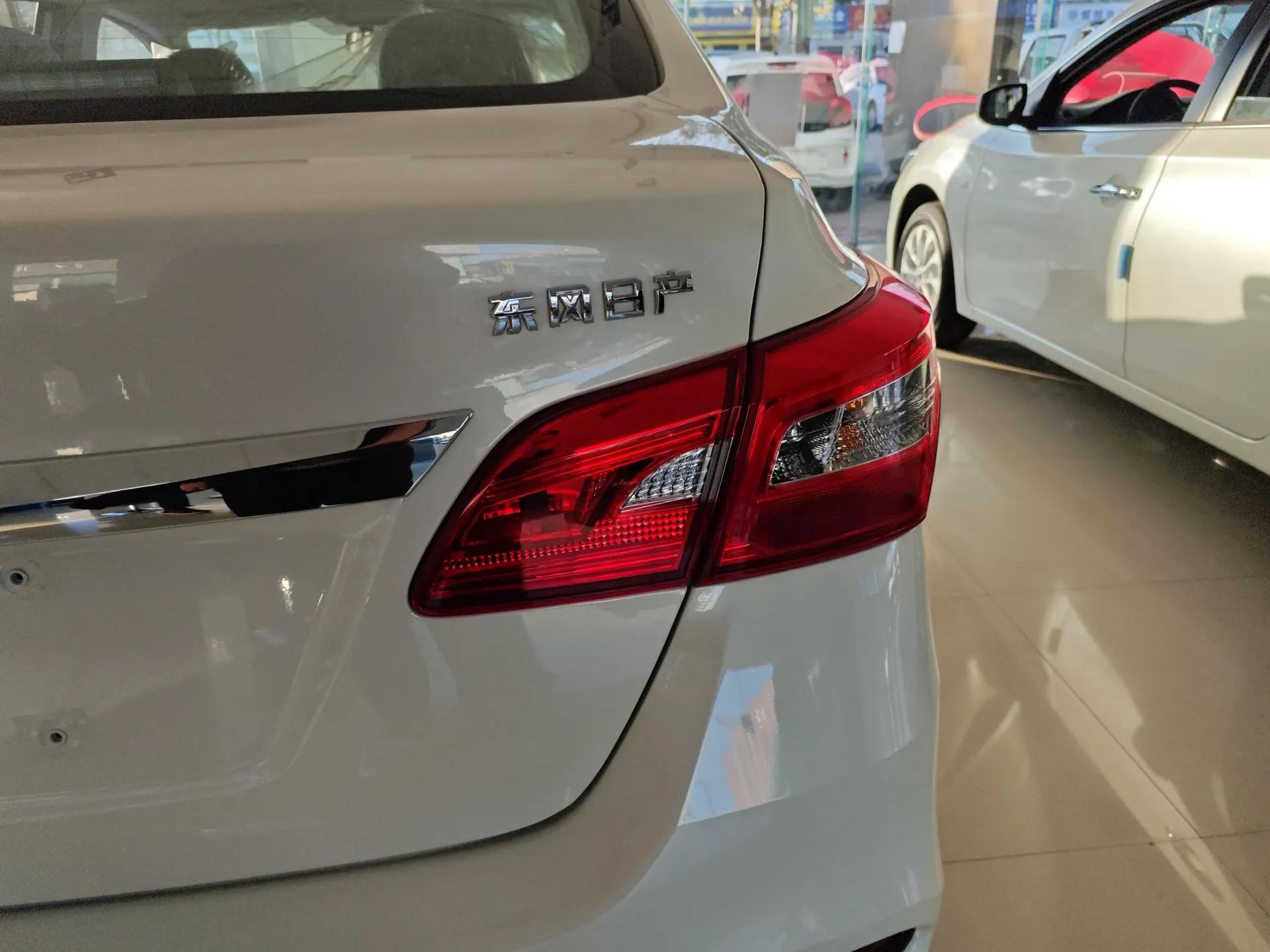 Nissan Sylphy 2024 Facelifted Three Classic 1.6XE CVT Comfort Edition — миниатюра 7