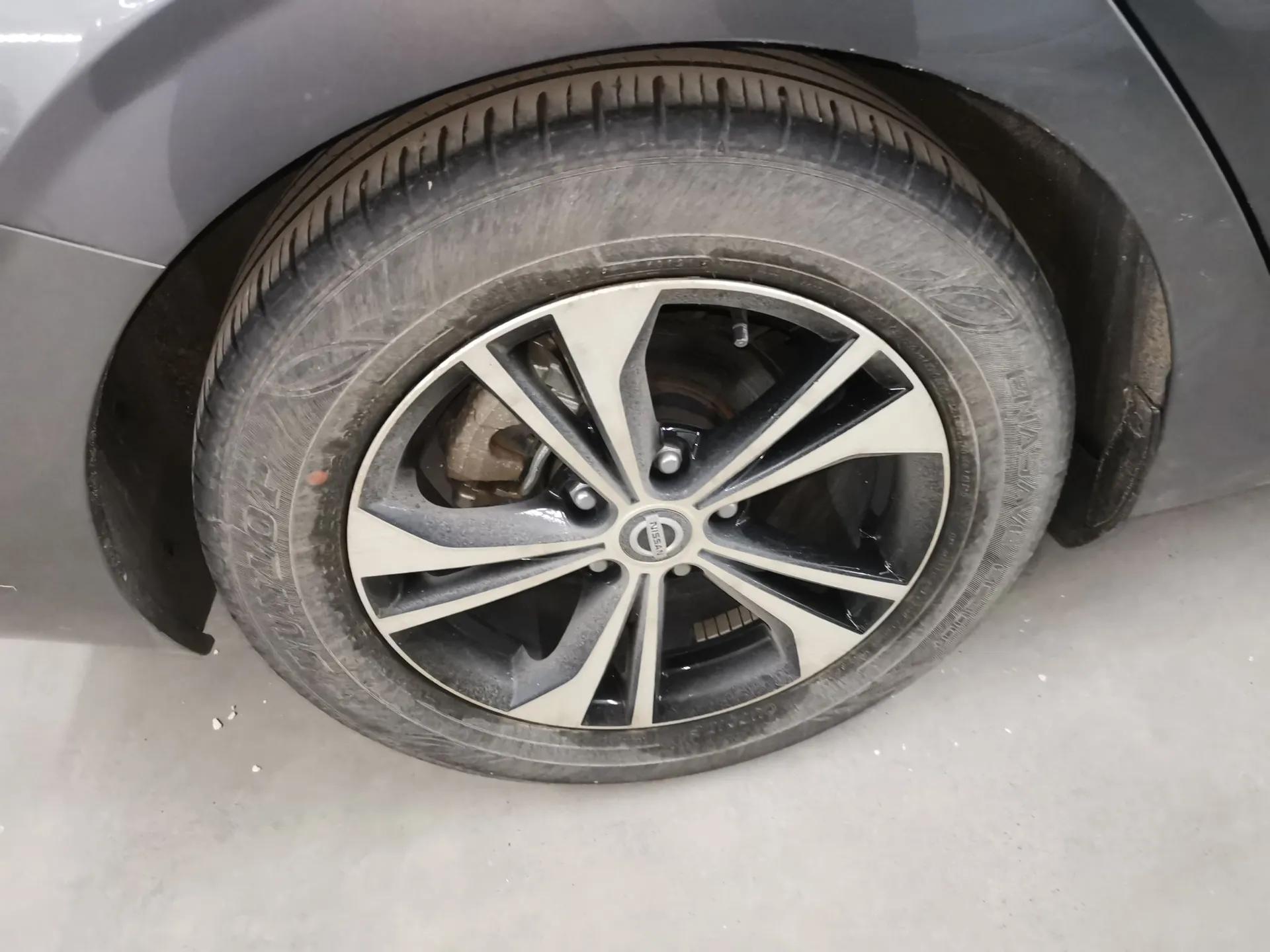 Nissan Sylphy 2021 1.6L XL CVT Enjoyment Edition — миниатюра 10