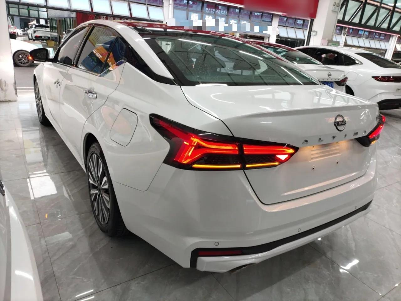 Nissan Teana 2022 2.0L XL-TLS Enjoyment Edition — миниатюра 4
