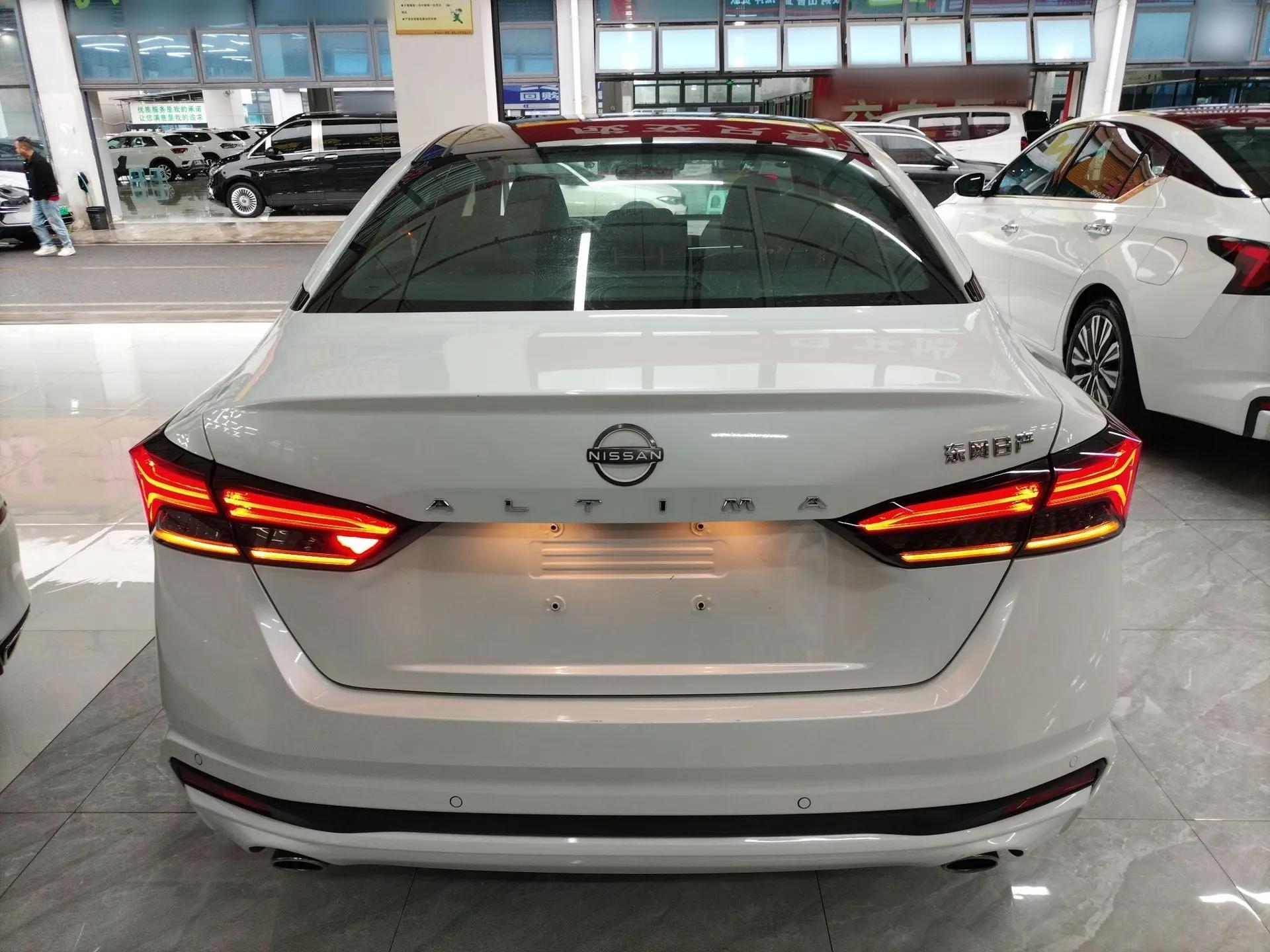 Nissan Teana 2022 2.0L XL-TLS Enjoyment Edition — миниатюра 5