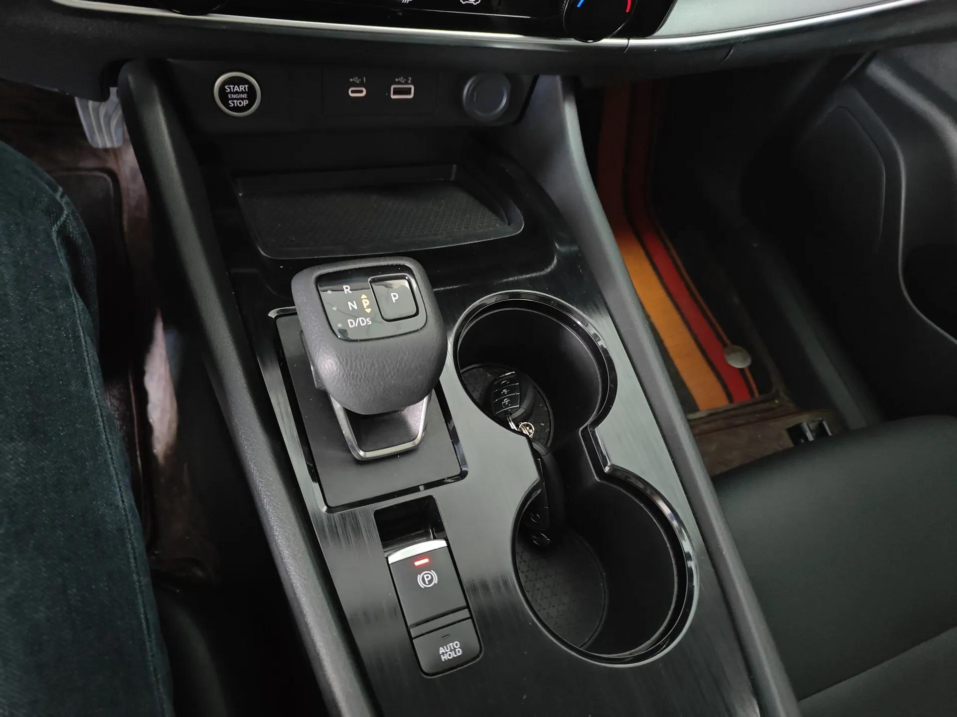 Nissan X-Trail 2021 VC-Turbo 300 CVT 2WD Comfort Edition — миниатюра 17