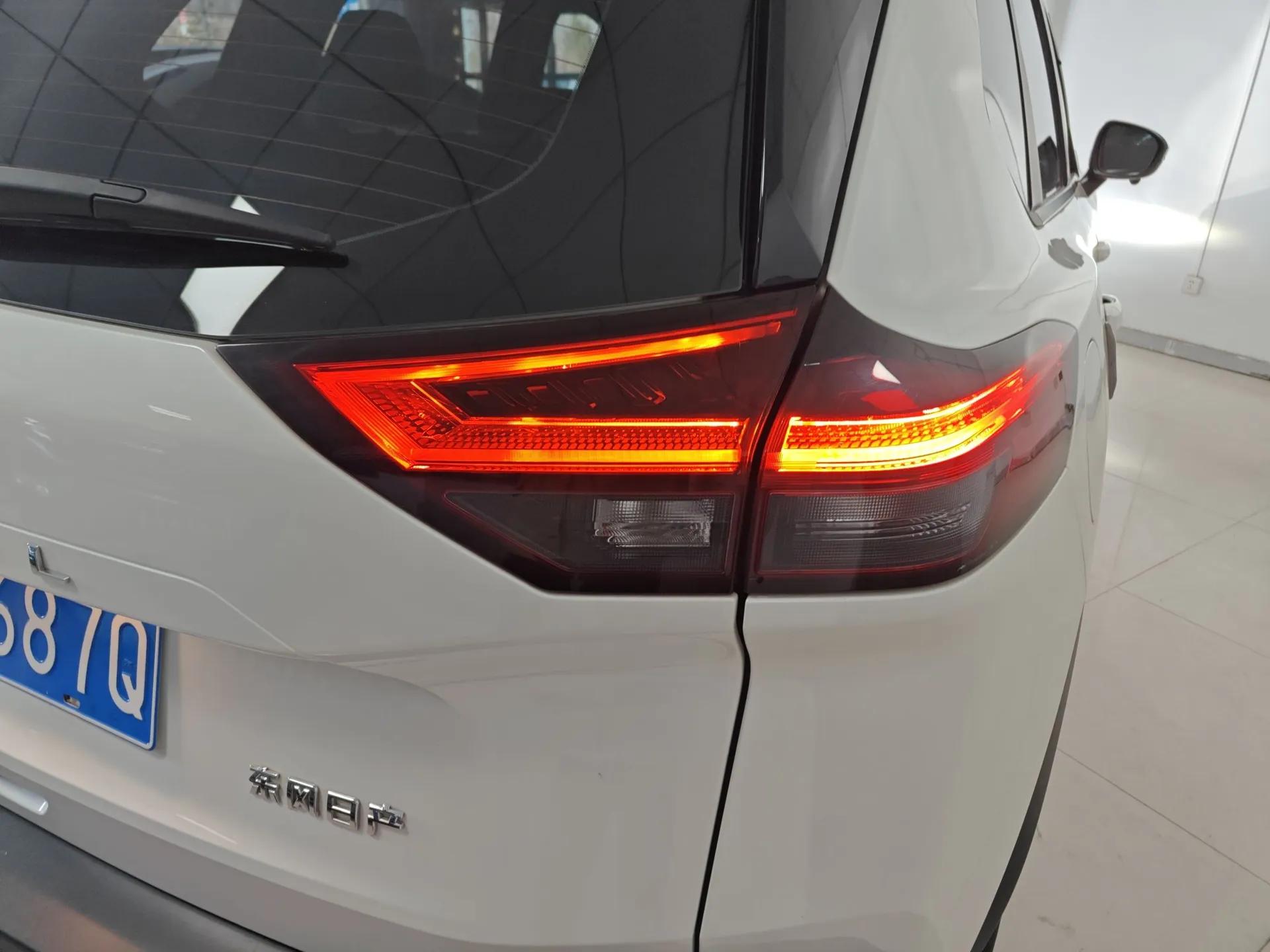 Nissan X-Trail 2021 VC-Turbo 300 CVT 2WD Comfort Edition — миниатюра 7