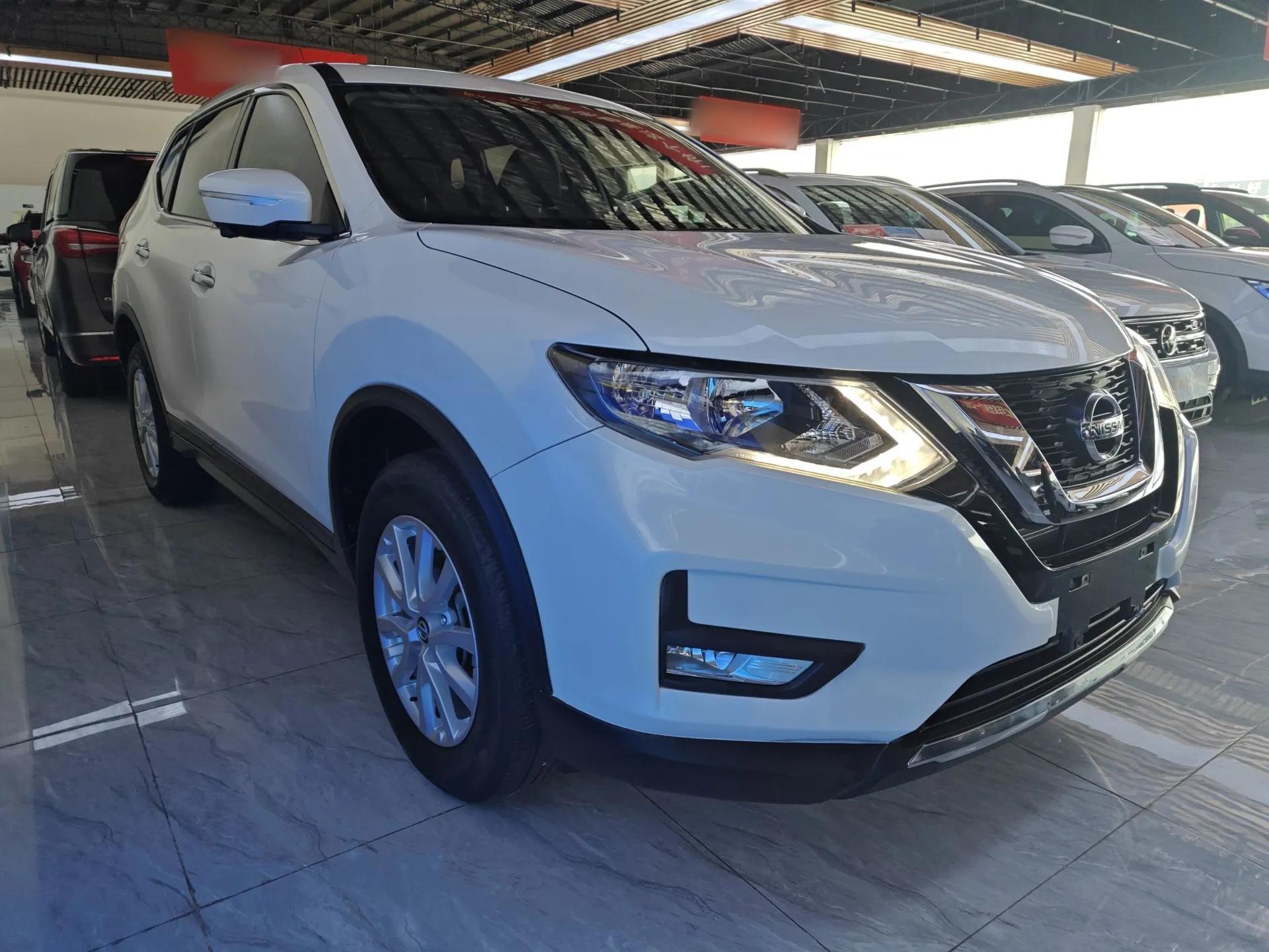 Nissan X-Trail 2019 2.0L CVT Smart Connect Comfort Edition 2WD — миниатюра 3