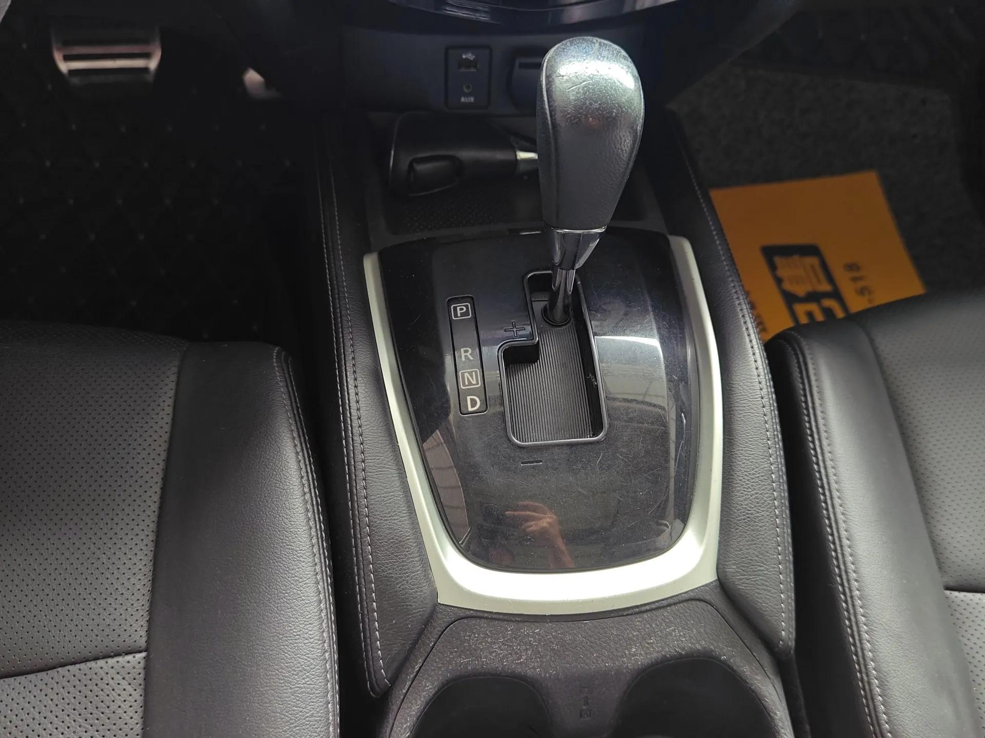 Nissan X-Trail 2014 2.0L CVT Comfort Edition 2WD — миниатюра 17