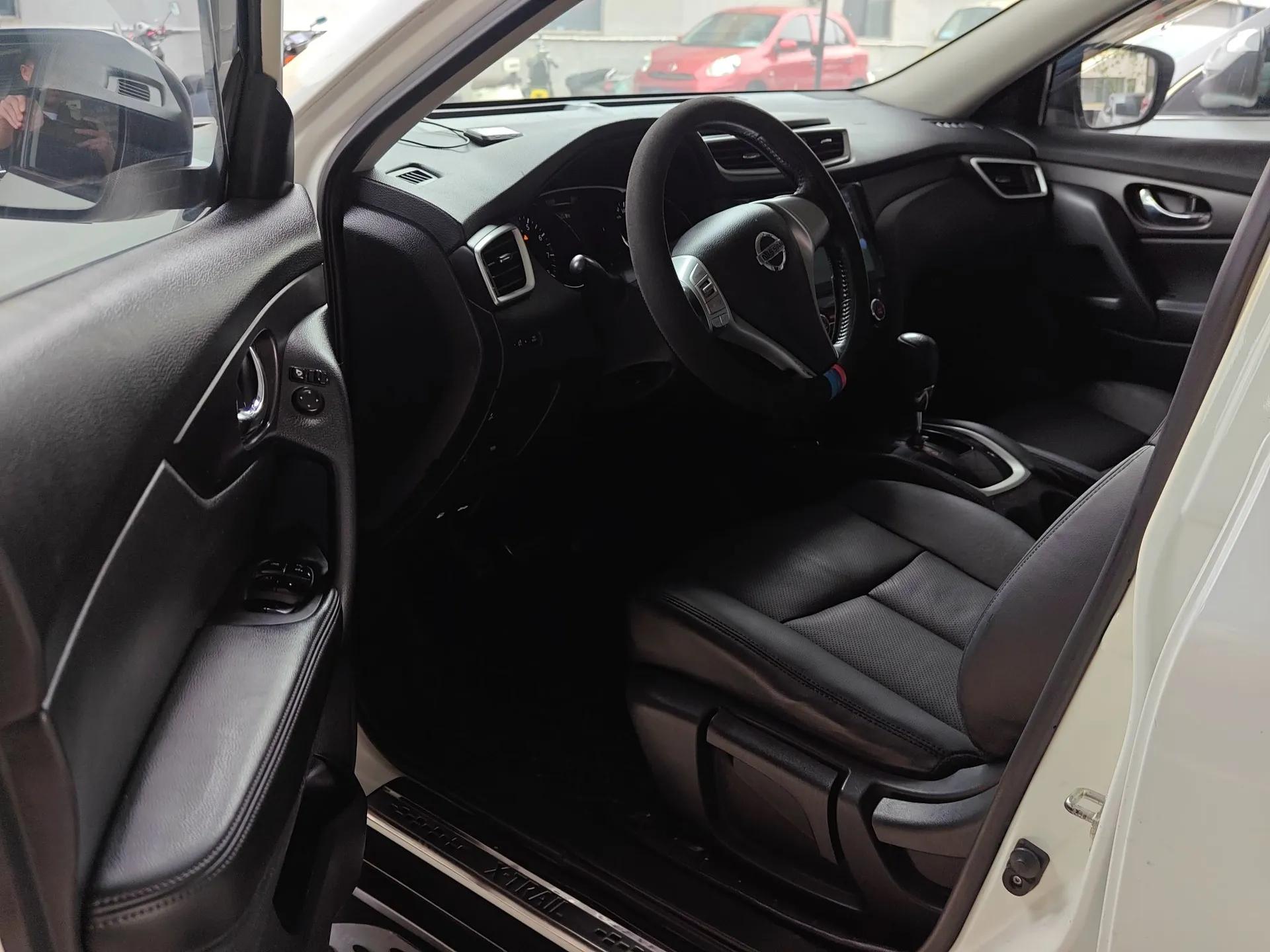 Nissan X-Trail 2014 2.0L CVT Comfort Edition 2WD — миниатюра 19