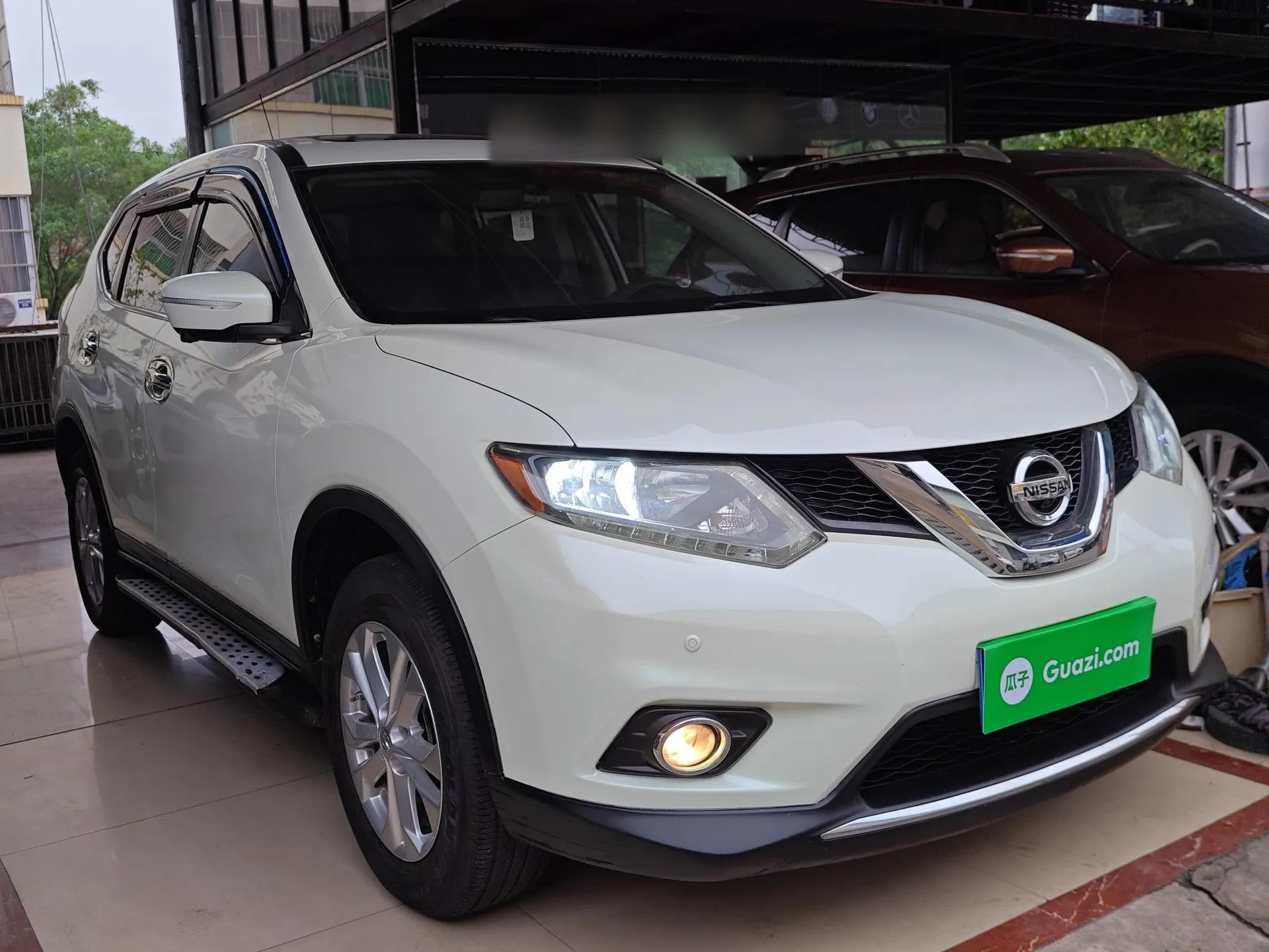 Nissan X-Trail 2014 2.0L CVT Comfort Edition 2WD — миниатюра 3