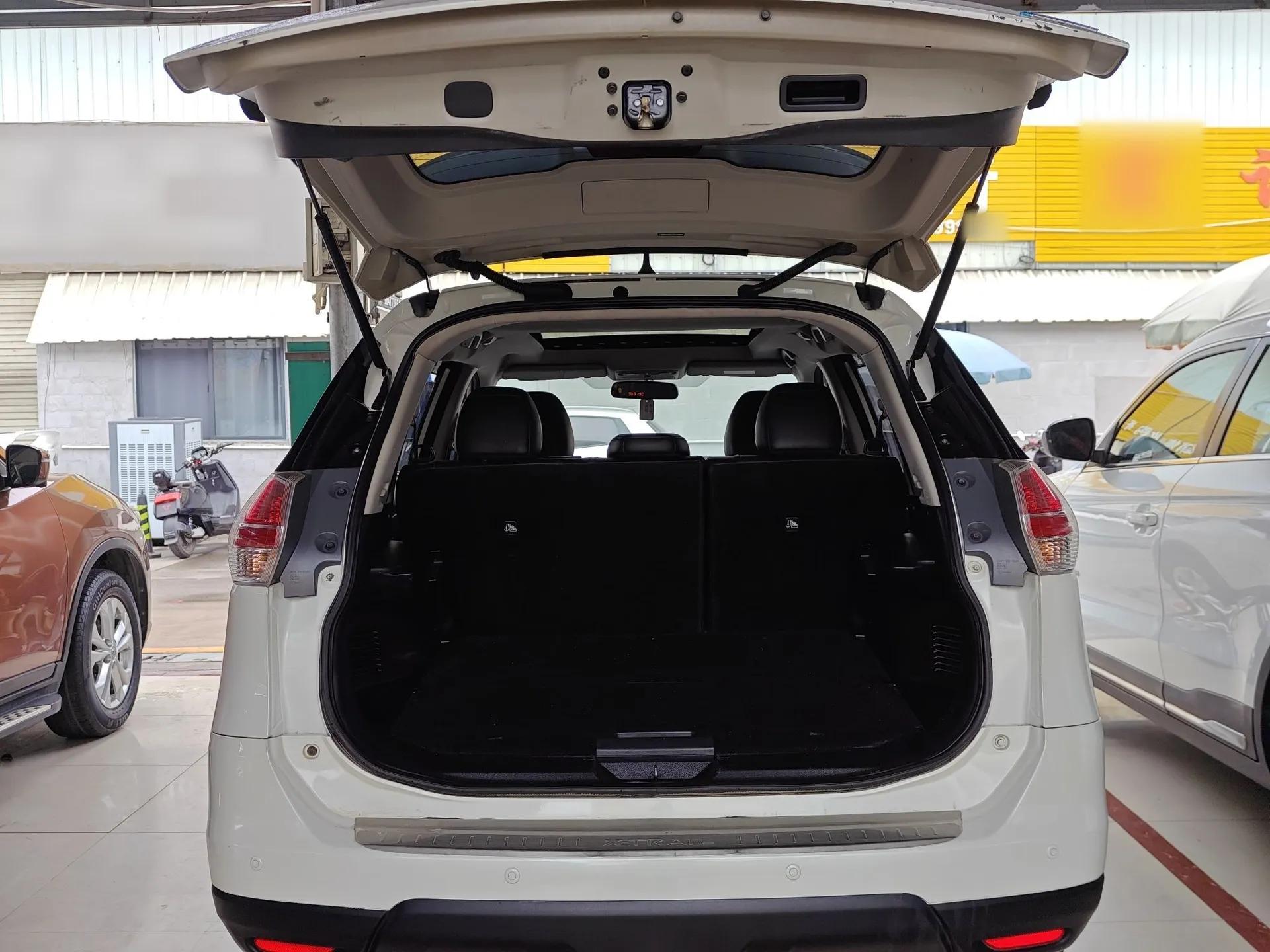 Nissan X-Trail 2014 2.0L CVT Comfort Edition 2WD — миниатюра 22