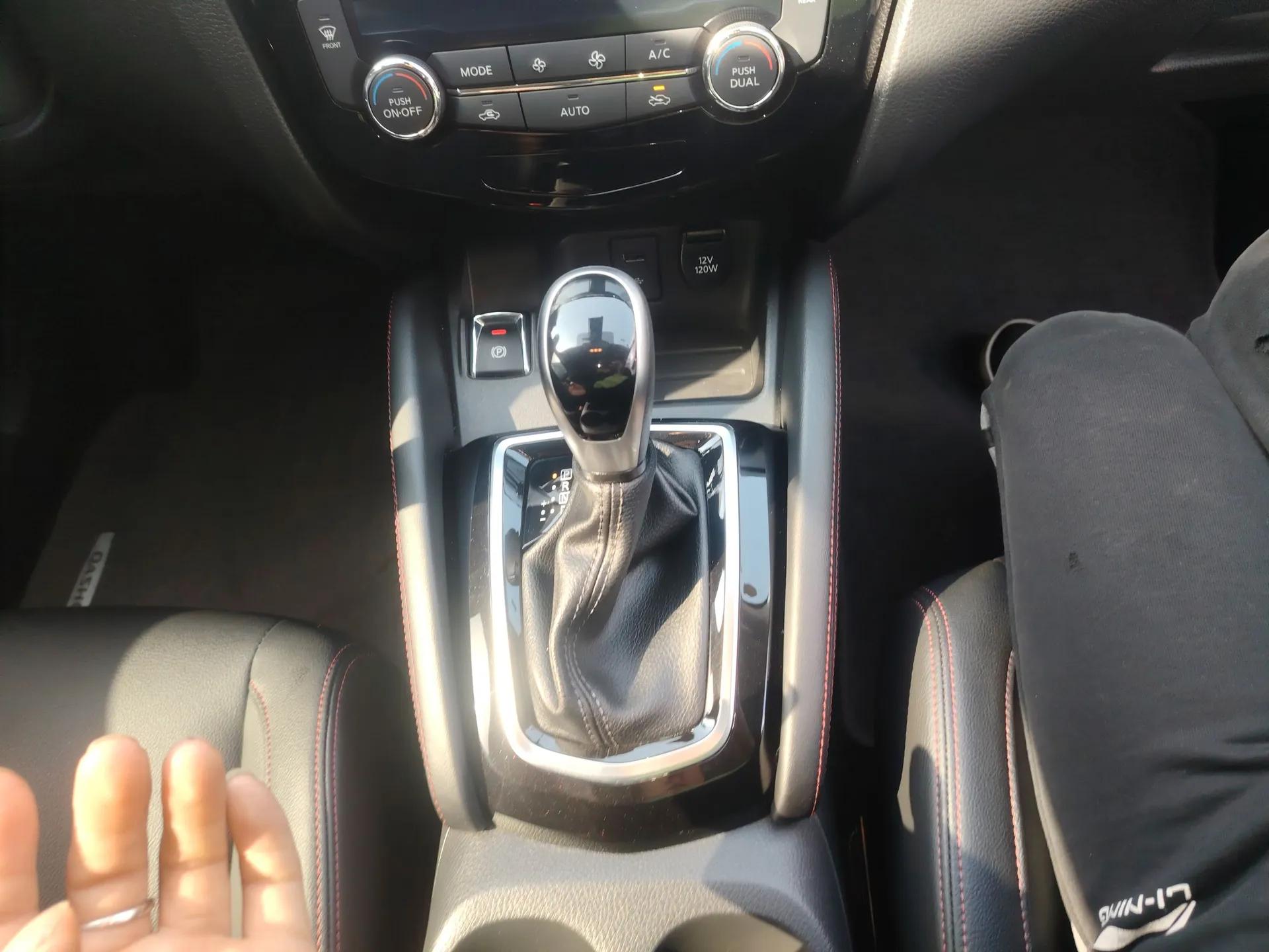 Nissan Qashqai 2022 2.0L CVT XV Smart Enjoyment Version — миниатюра 17