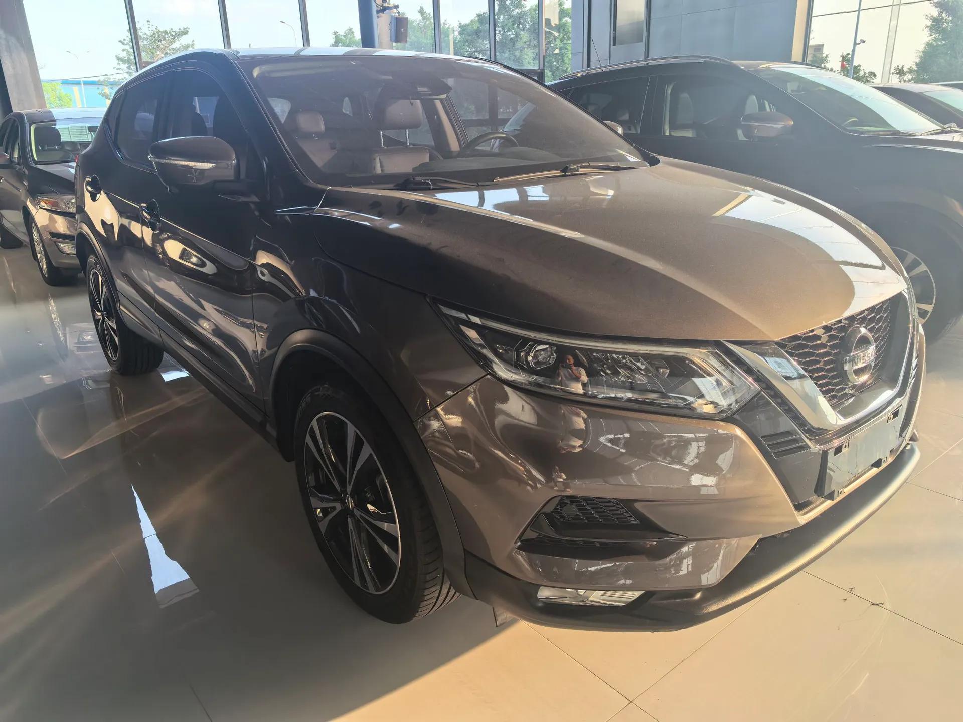 Nissan Qashqai 2019 2.0L CVT Luxury Edition — миниатюра 6