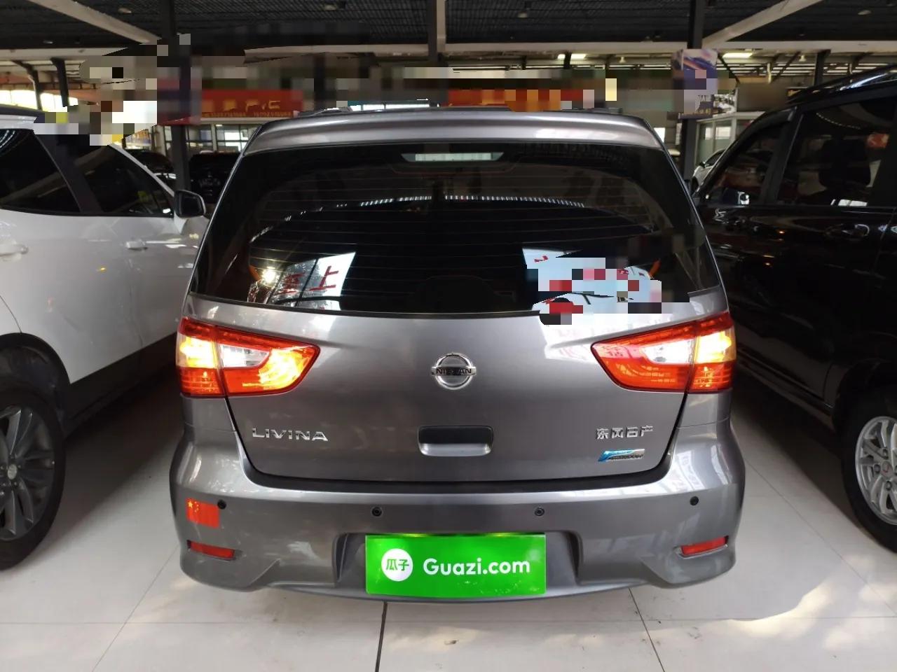 Nissan Livina 2015 1.6XE CVT Comfort Edition — миниатюра 3