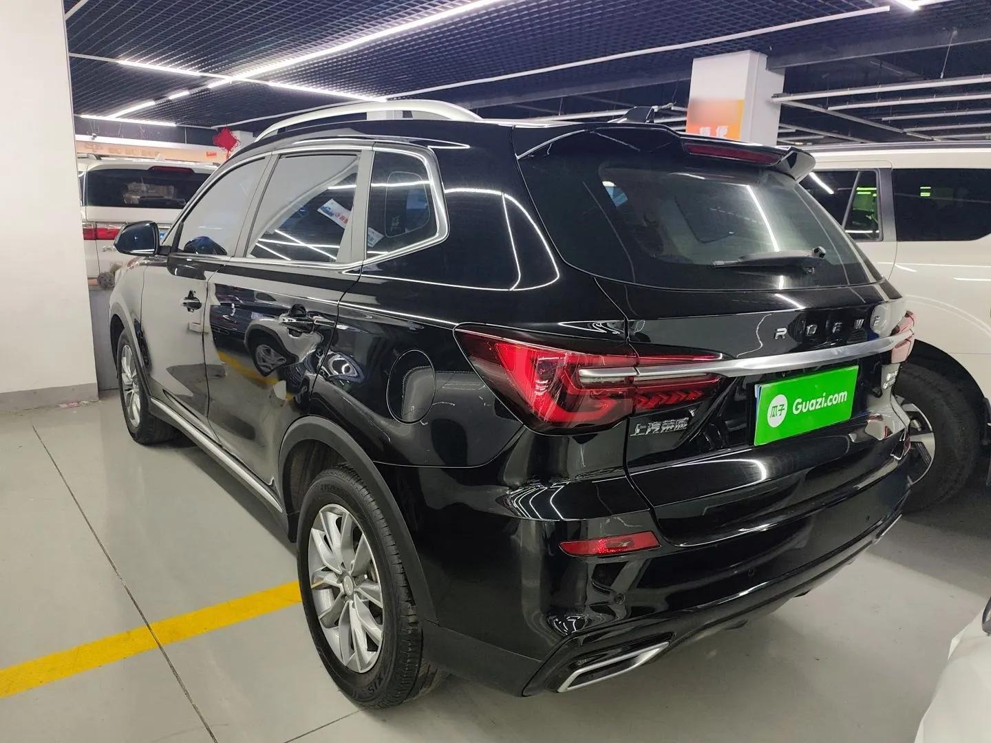 Roewe RX5 2023 PLUS 330TGI Automatic Trendsetting Smart Edition — миниатюра 4