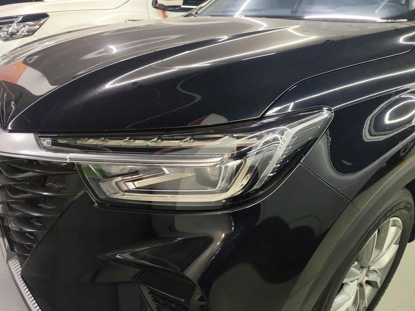 Roewe RX5 2023 PLUS 330TGI Automatic Trendsetting Smart Edition — миниатюра 9