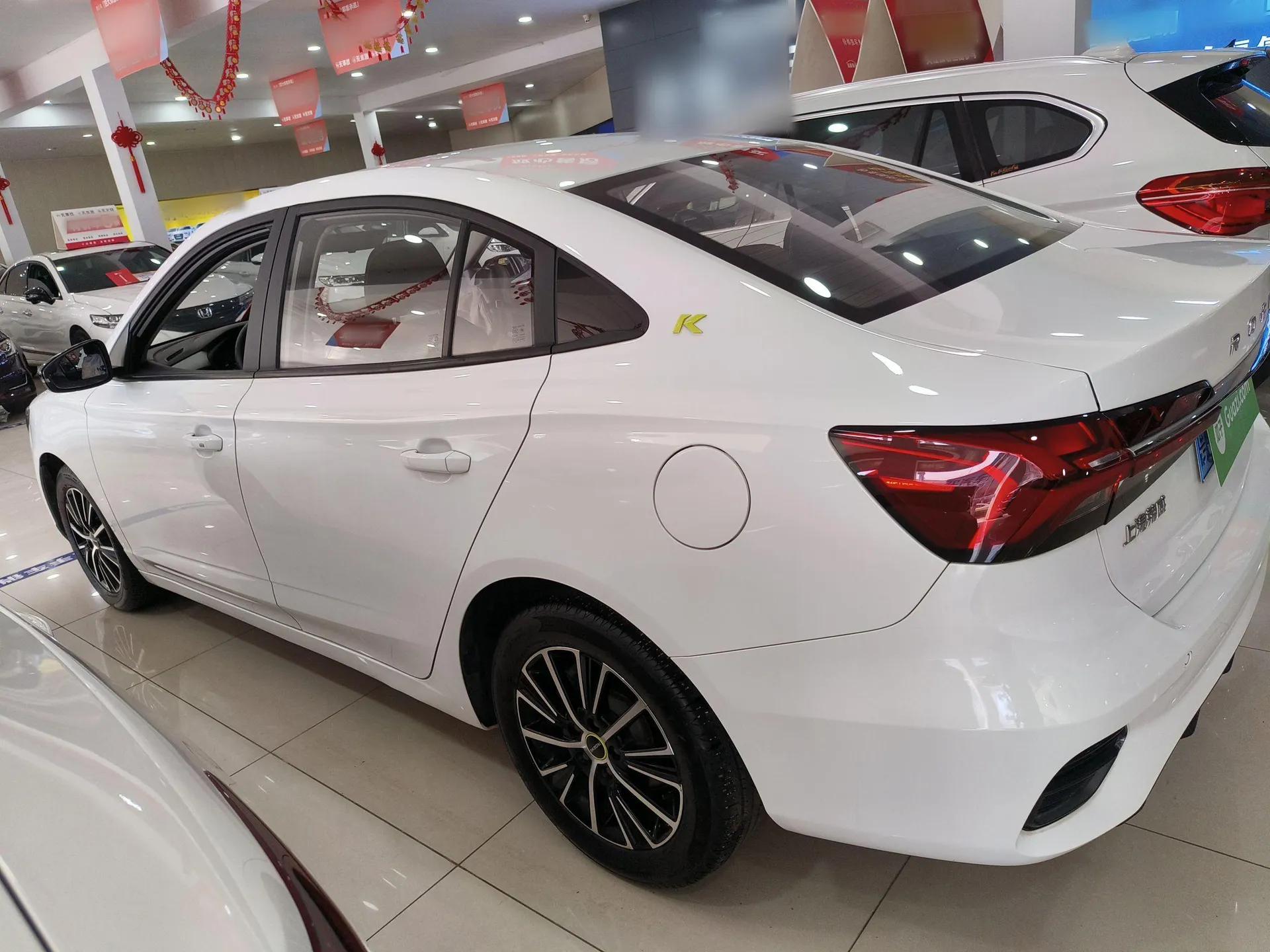 Roewe i5 2021 1.5L CVT Platinum Edition — миниатюра 5