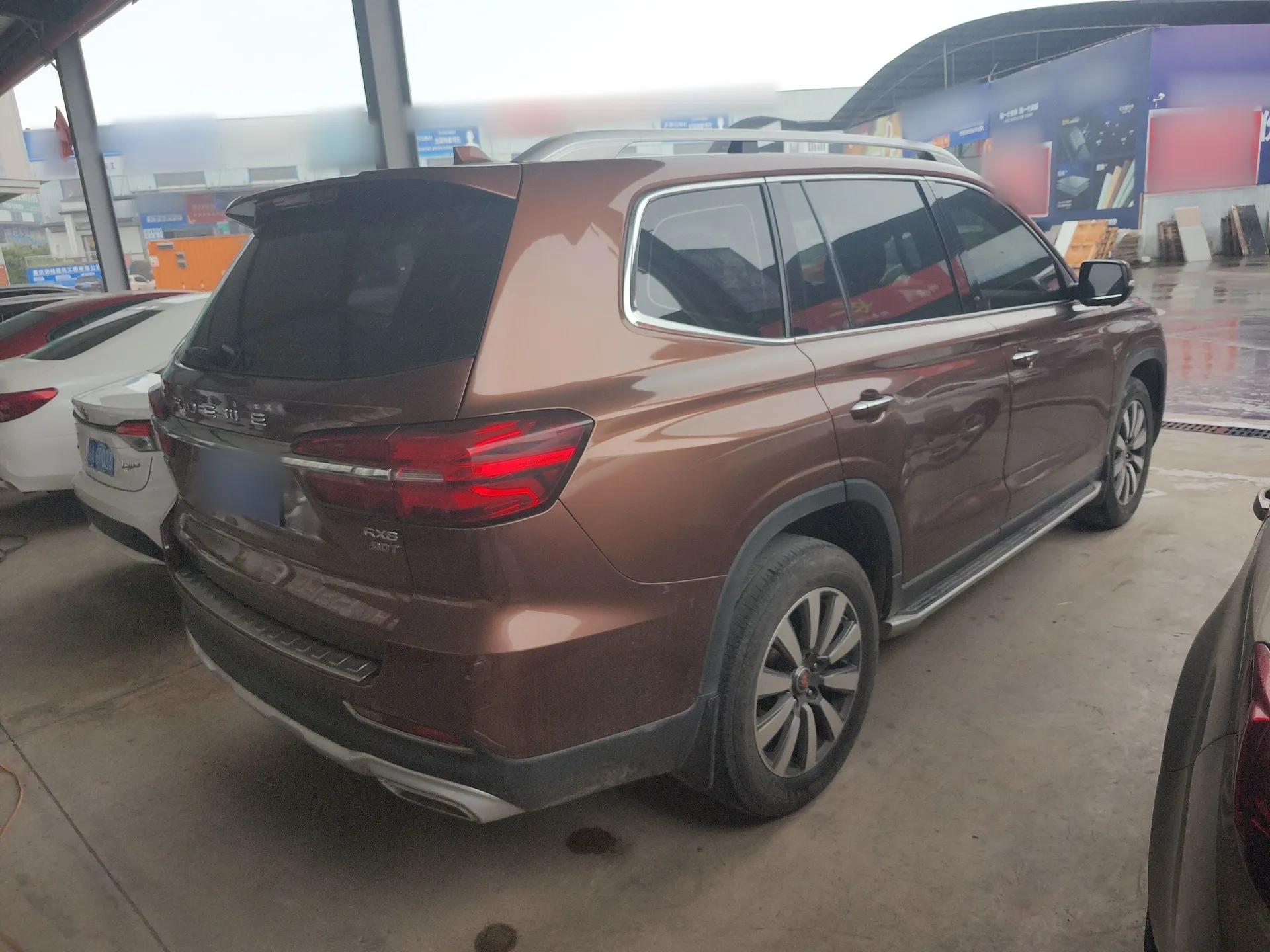Roewe RX8 2018 30T Smart Connectivity Two-Wheel Drive Supreme Edition — миниатюра 6