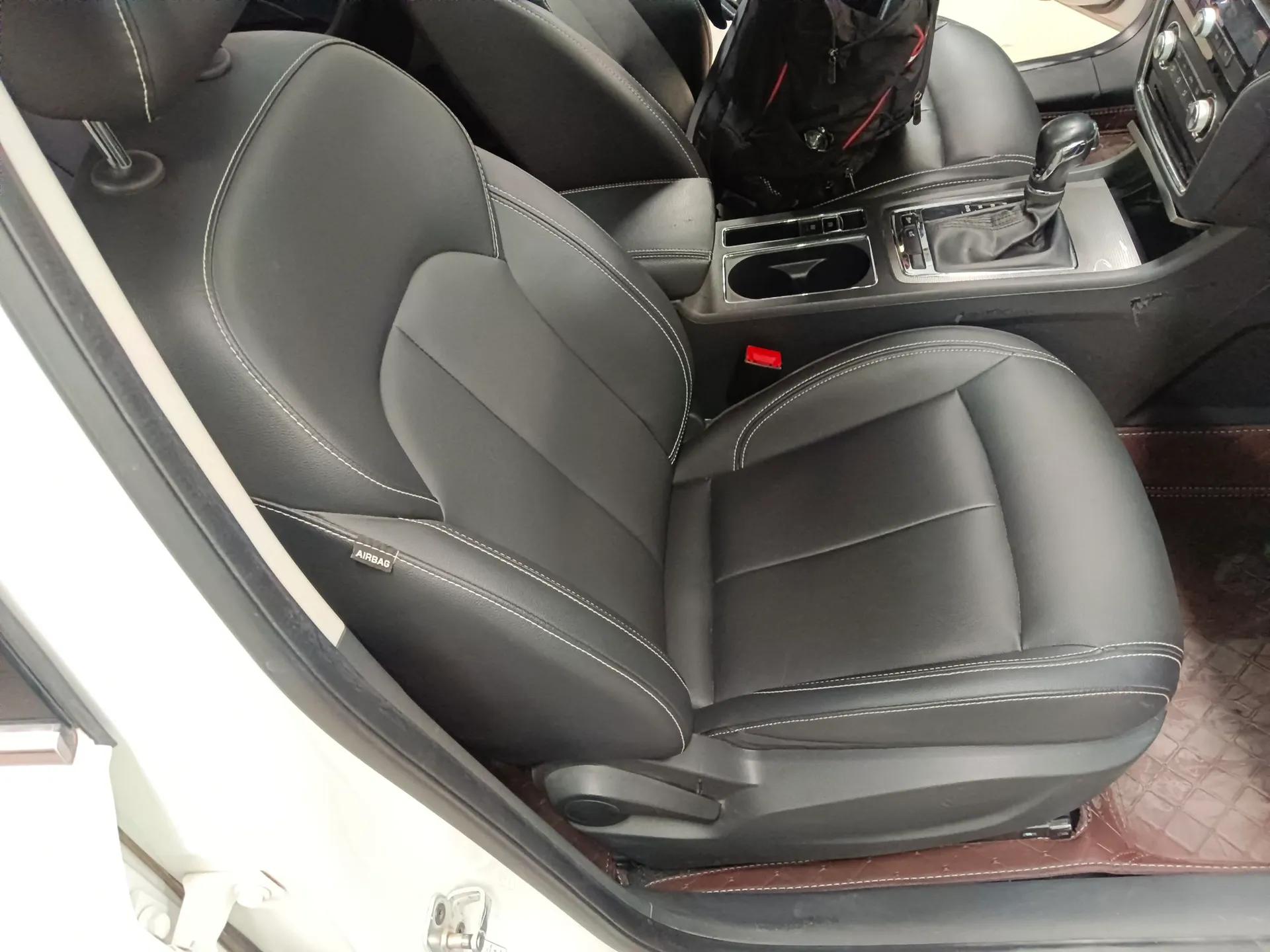 Roewe i6 2018 20T Automatic Flagship Edition — миниатюра 23