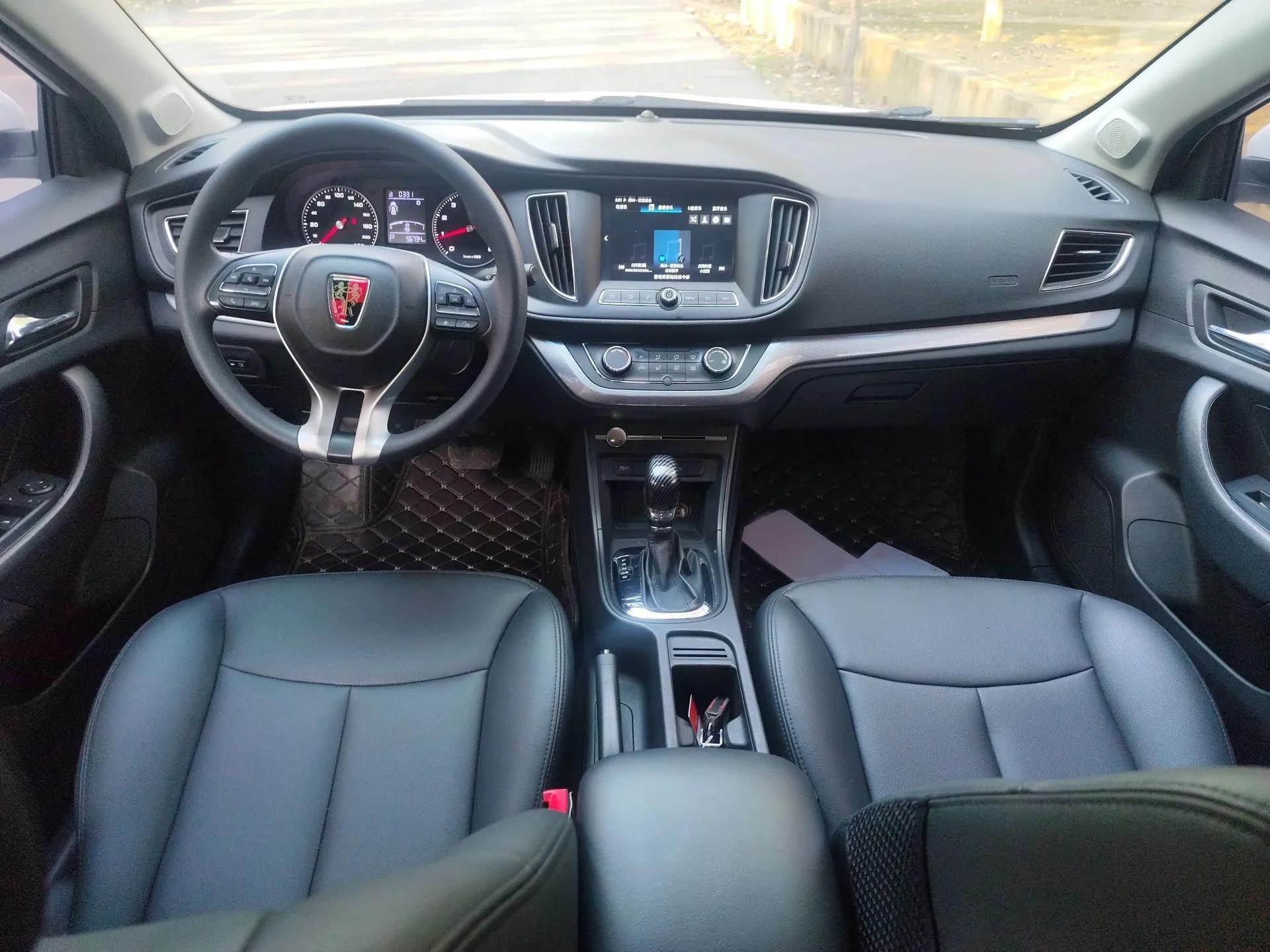 Roewe 360 2018 PLUS 1.5L Automatic Luxury Edition — миниатюра 18