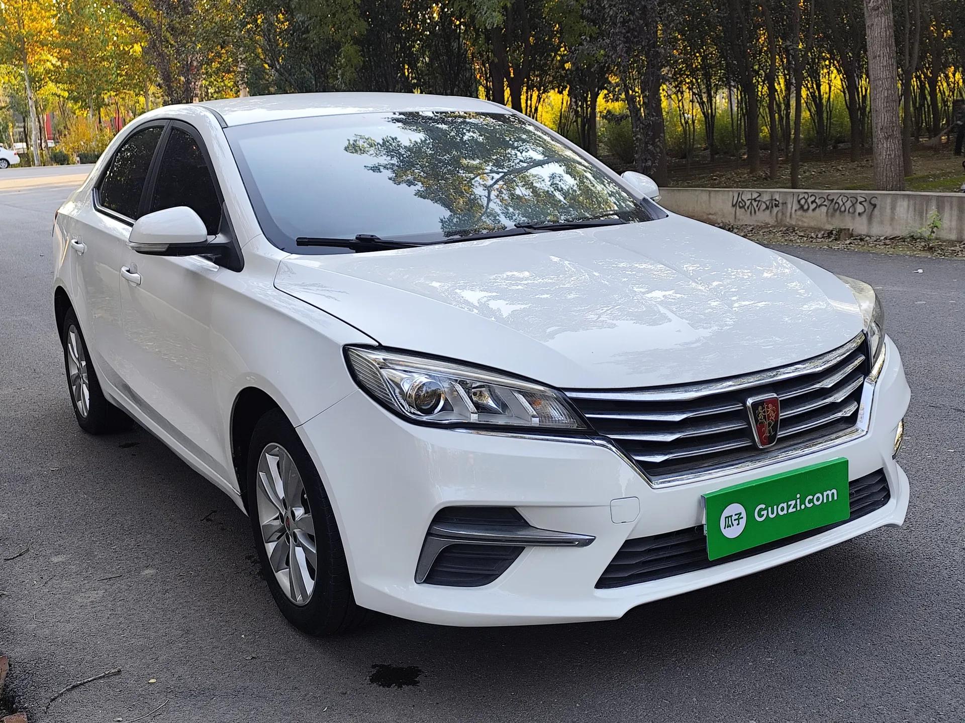 Roewe 360 2018 PLUS 1.5L Automatic Luxury Edition — миниатюра 3