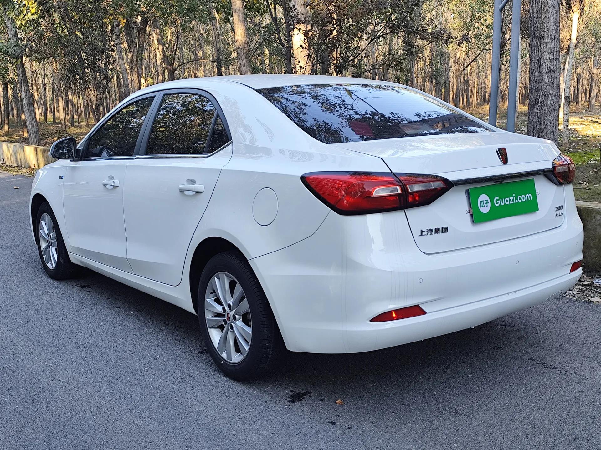 Roewe 360 2018 PLUS 1.5L Automatic Luxury Edition — миниатюра 5