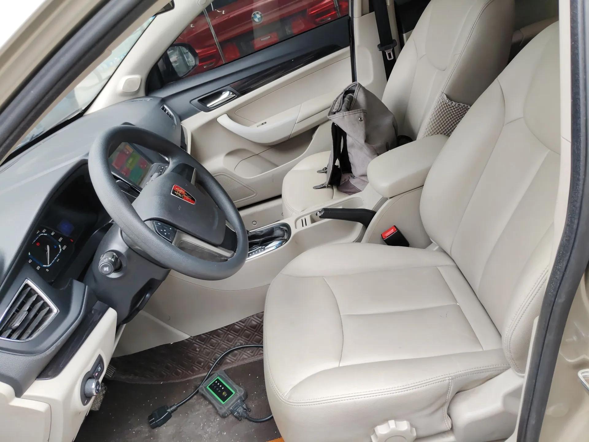 Roewe 360 2015 20T TST Deluxe Edition — миниатюра 18