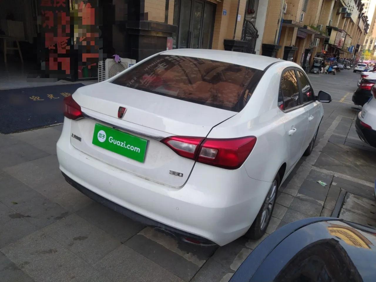 Roewe 360 2015 1.5L Automatic Luxury Edition — миниатюра 6