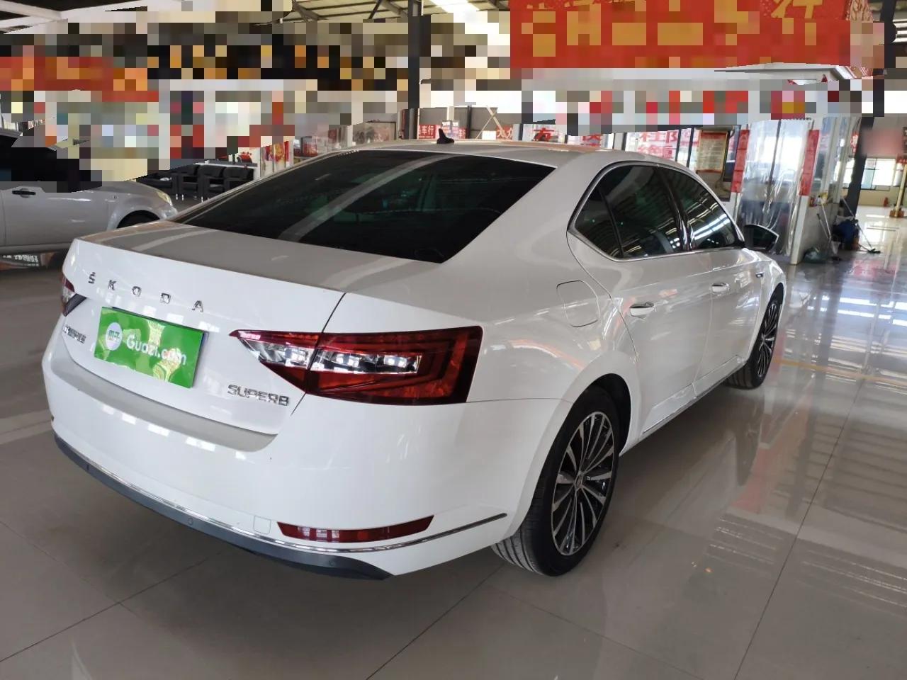 Skoda Superb 2018 TSI330 DSG Comfort Edition China V Standard — миниатюра 4