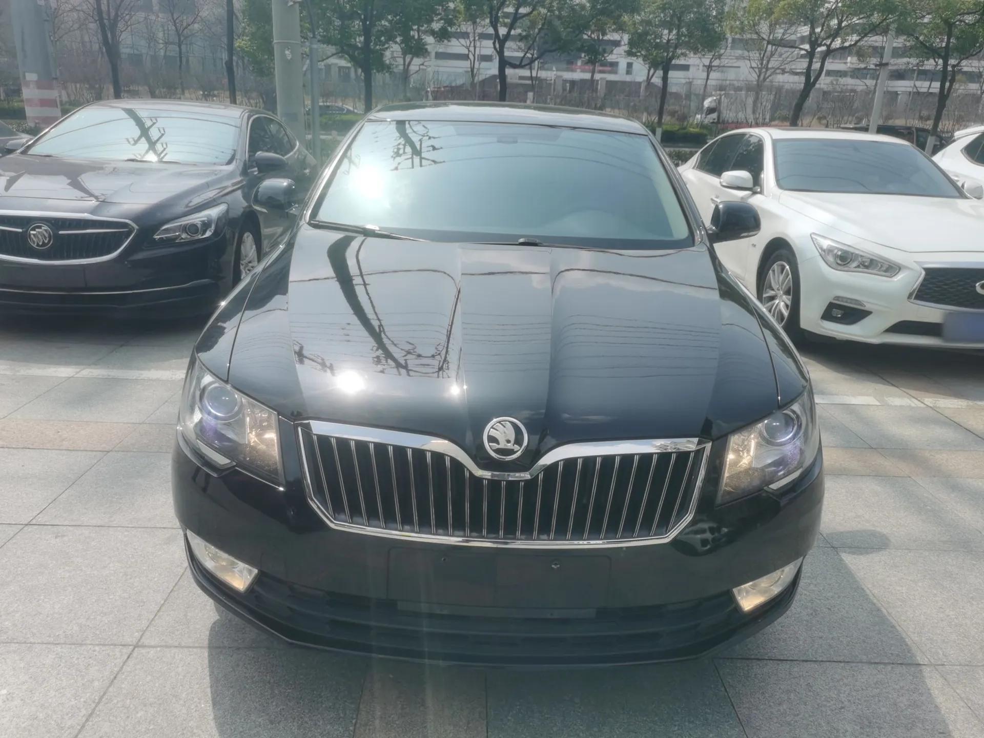 Skoda Superb 2013 1.8TSI Automatic MingShi Edition — миниатюра 2