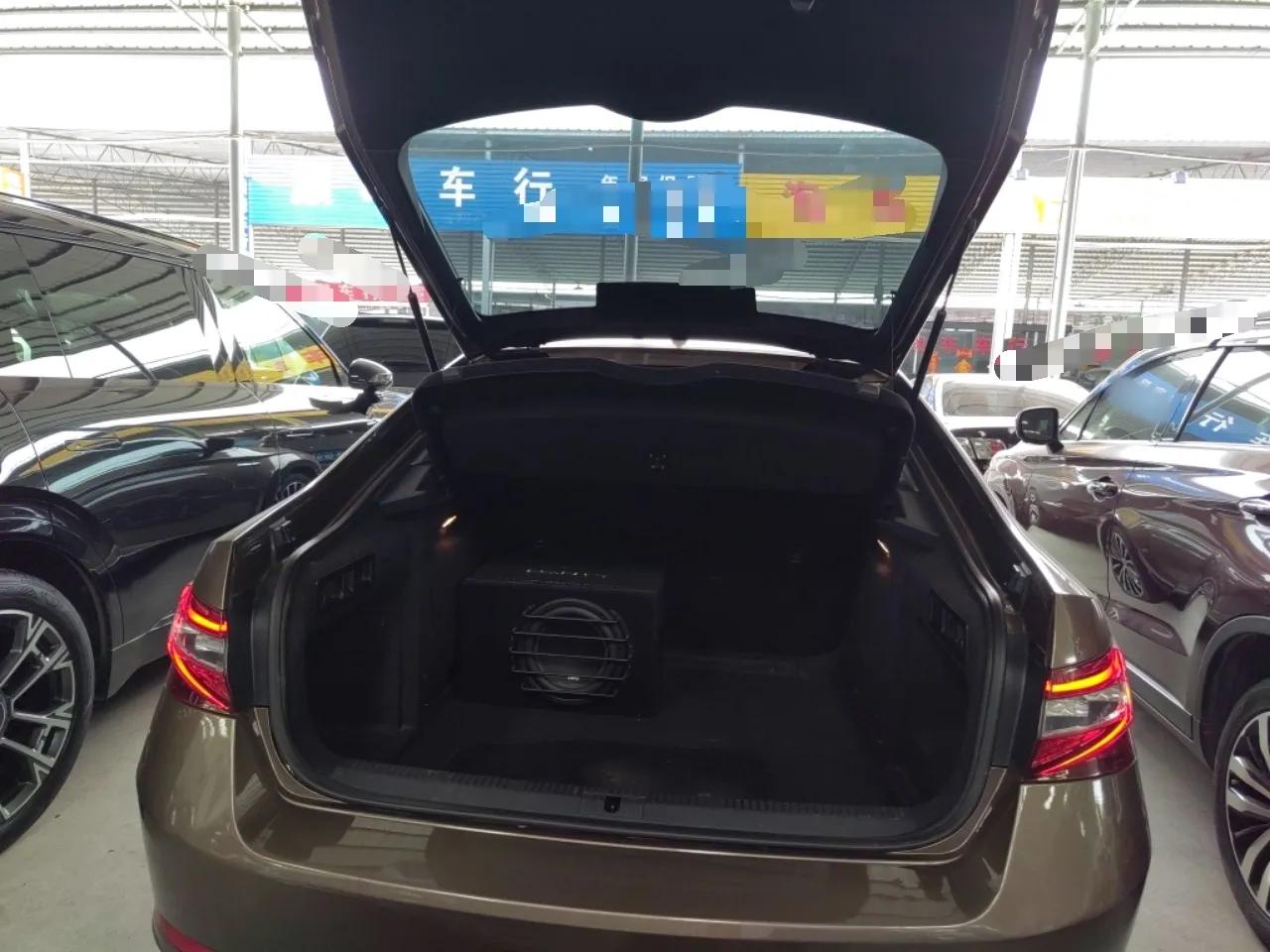 Skoda Superb 2016 TSI330 DSG Smart Drive Edition — миниатюра 21