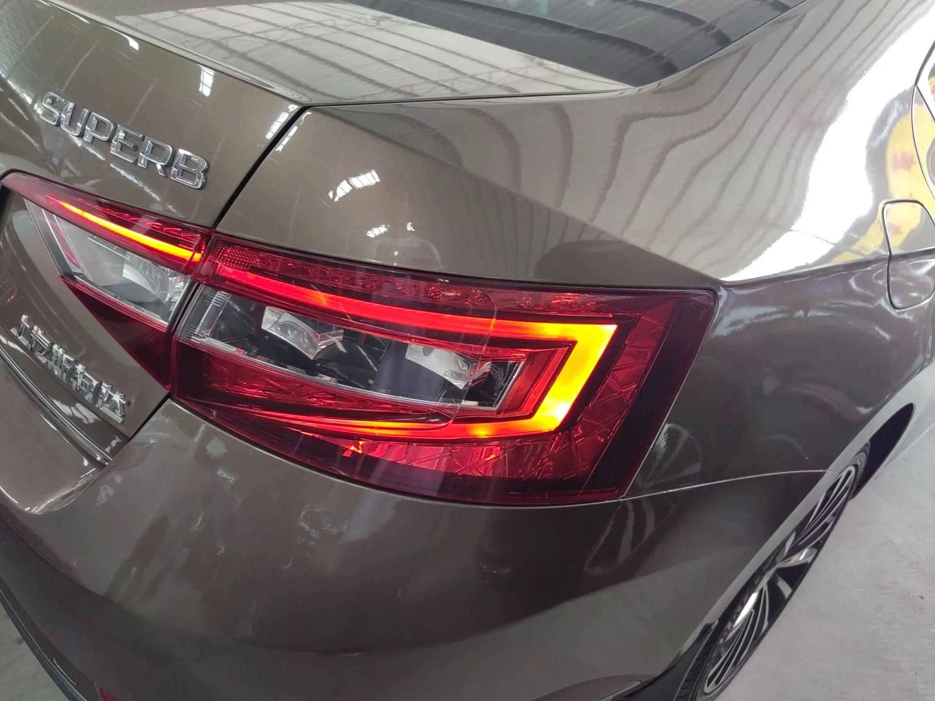 Skoda Superb 2016 TSI330 DSG Smart Drive Edition — миниатюра 8