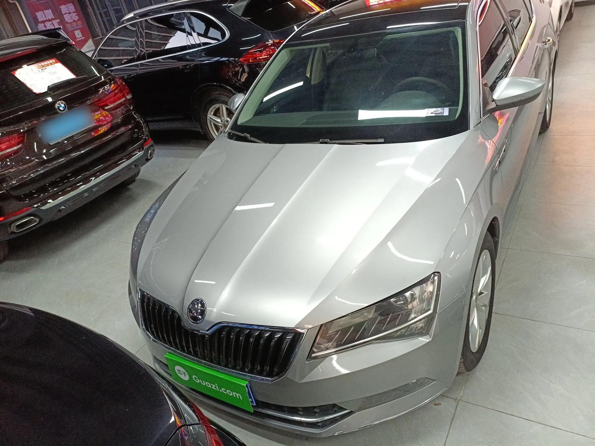 Skoda Superb 2018 TSI330 DSG Comfort Edition China V Standard — миниатюра 3