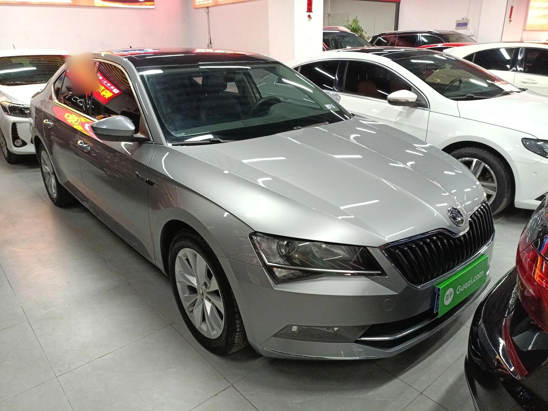 Skoda Superb 2018 TSI330 DSG Comfort Edition China V Standard — миниатюра 4