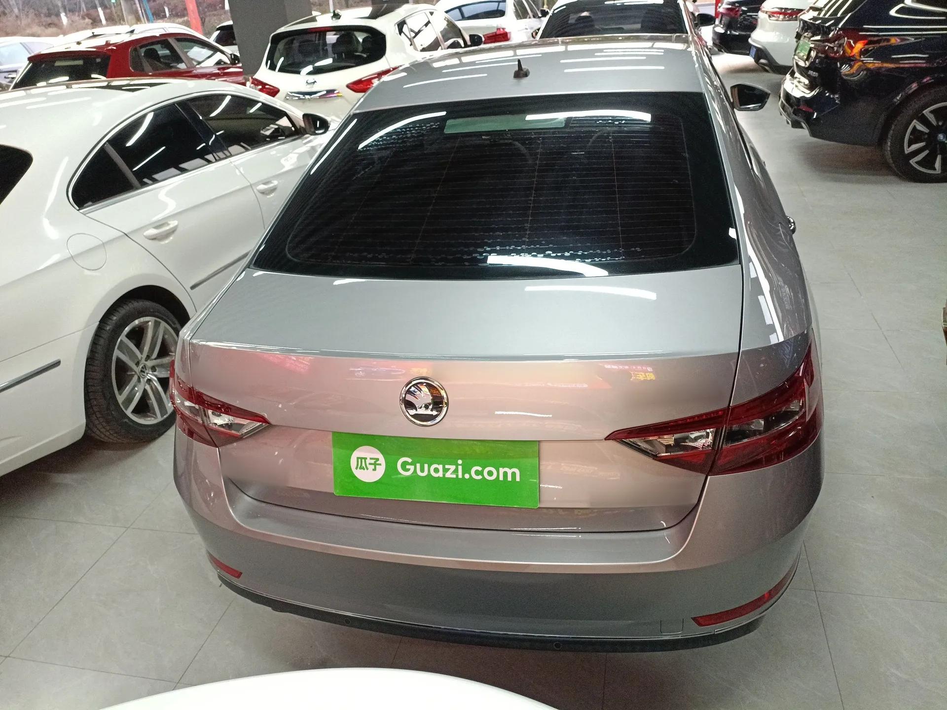 Skoda Superb 2018 TSI330 DSG Comfort Edition China V Standard — миниатюра 6