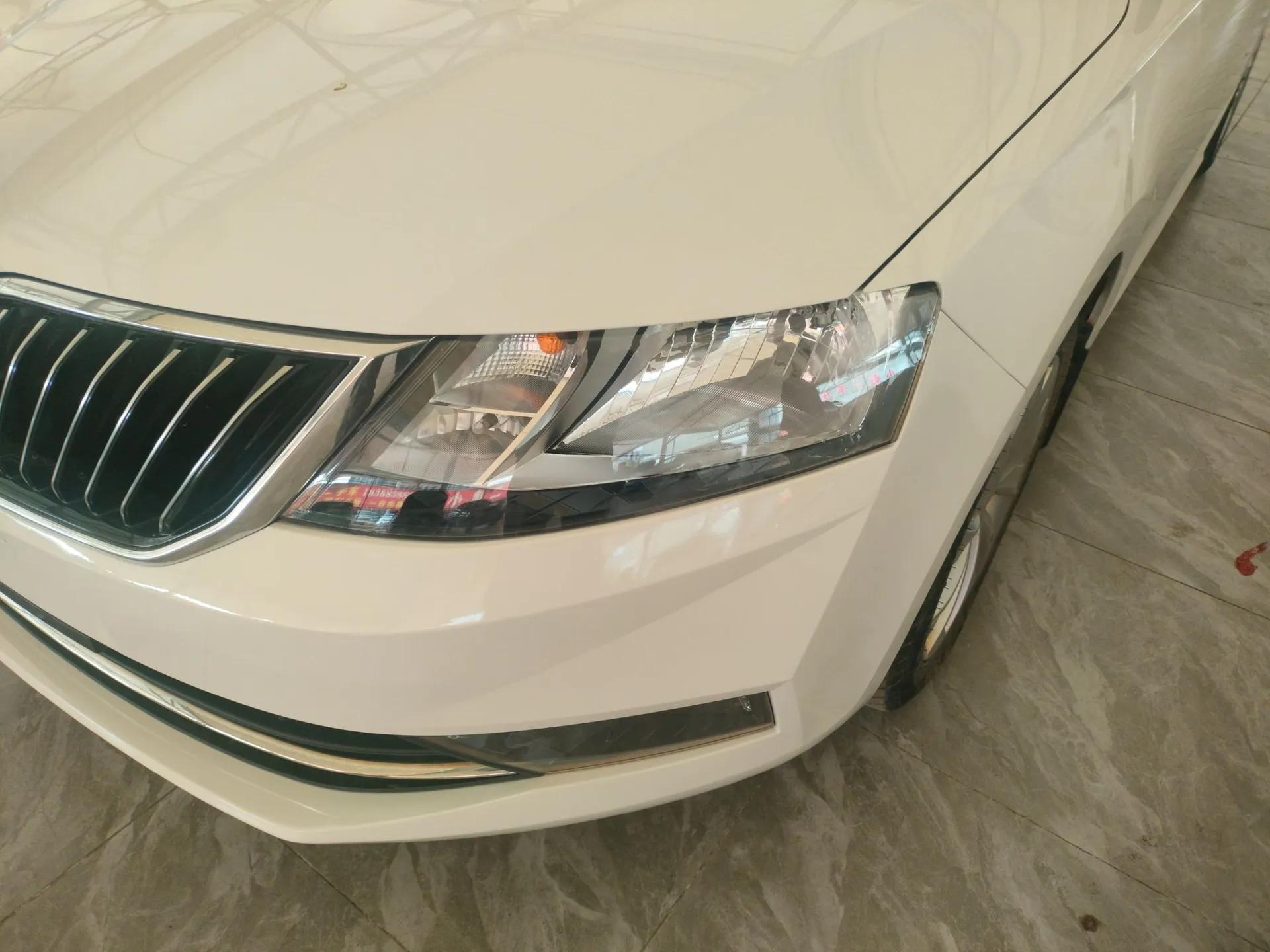Skoda Rapid 2019 1.5L Automatic Comfort Edition China V Standard — миниатюра 9