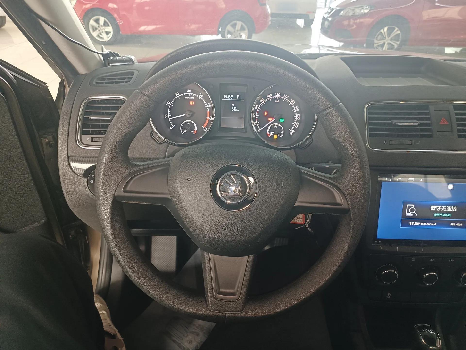 Skoda Yeti 2017 TSI280 DSG Advanced Edition — миниатюра 14
