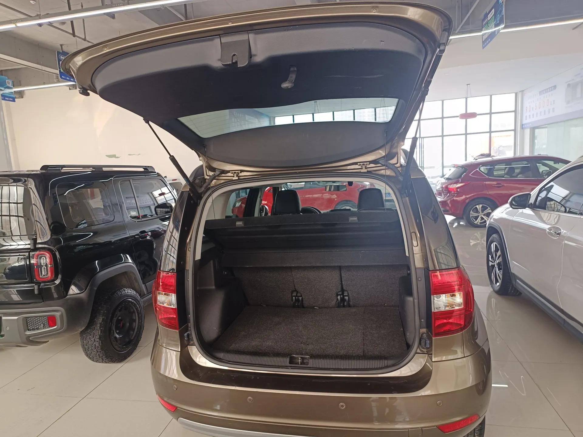 Skoda Yeti 2017 TSI280 DSG Advanced Edition — миниатюра 22