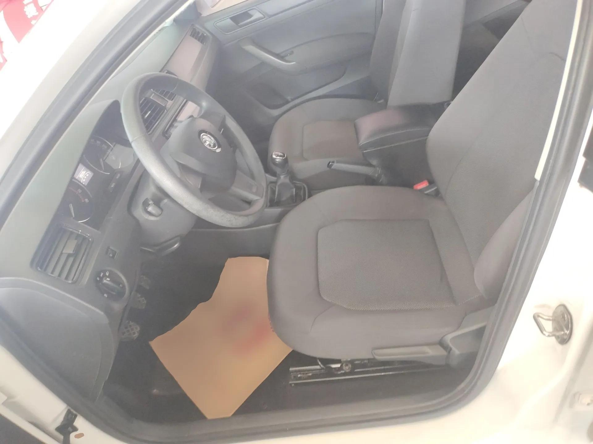 Skoda Rapid Spaceback 2016 Revised Version 1.4L Manual Front-Drive Edition — миниатюра 18