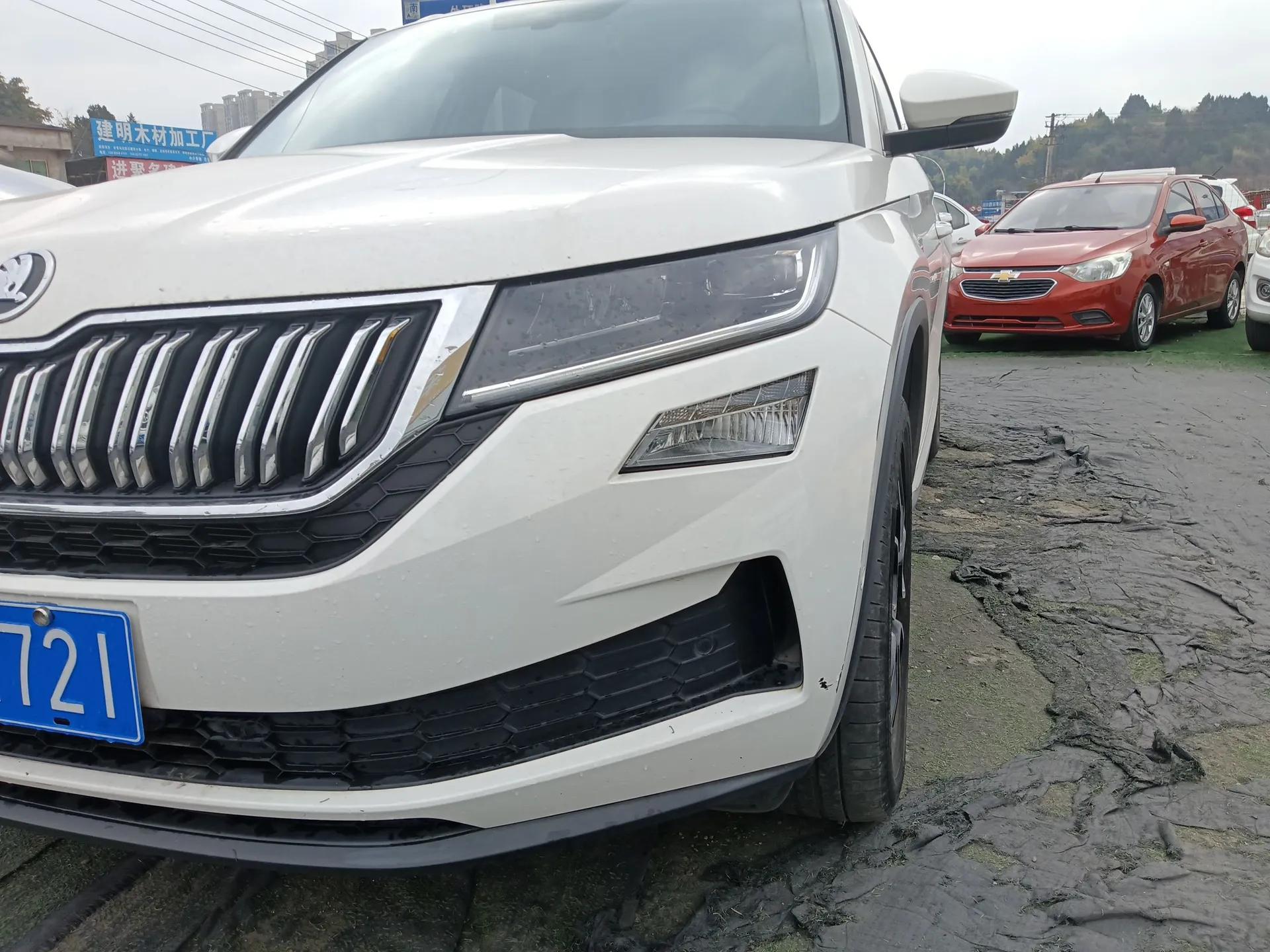 Skoda Kodiaq GT 2019 TSI330 Two-Wheel-Drive Luxury Edition China VI Standard — миниатюра 9