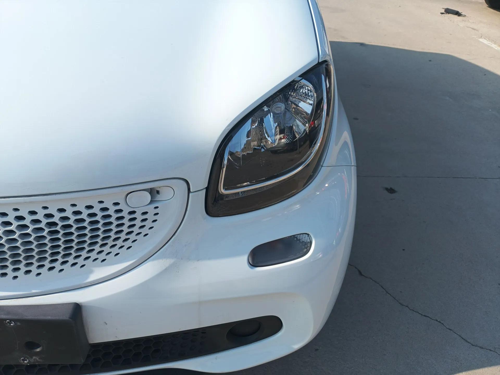 smart forfour 2016 1.0L 52 kW Passion Edition — миниатюра 2