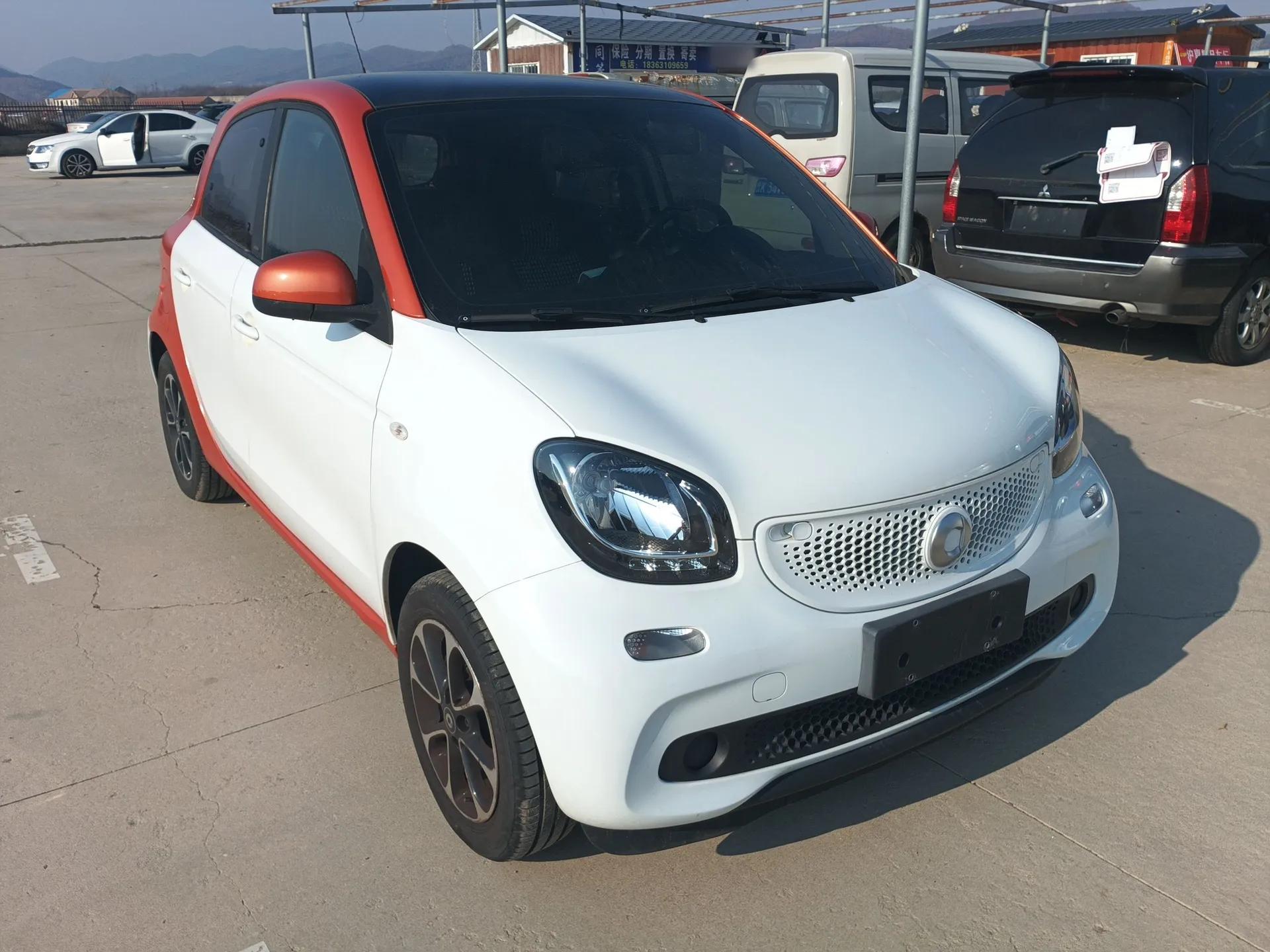 smart forfour 2016 1.0L 52 kW Passion Edition — миниатюра 4
