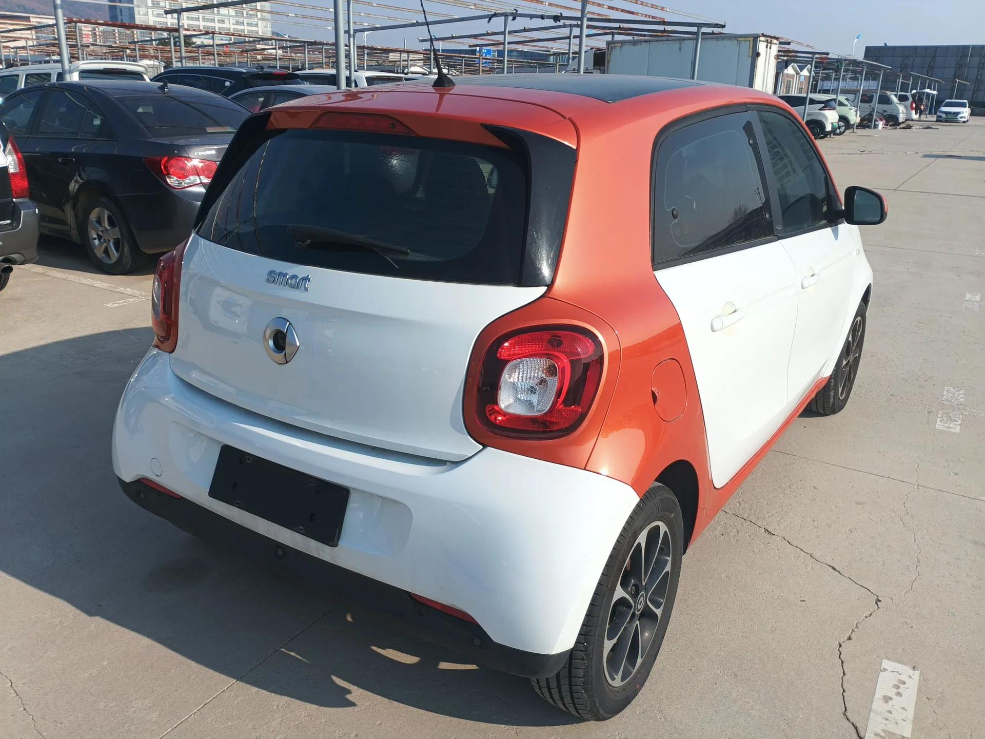 smart forfour 2016 1.0L 52 kW Passion Edition — миниатюра 7