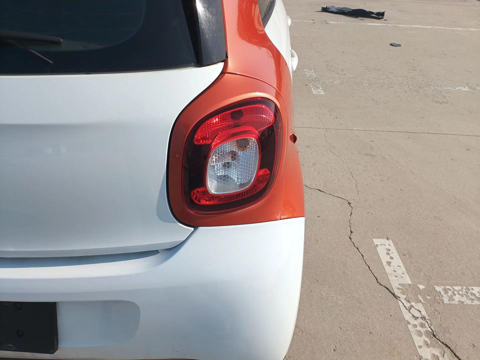 smart forfour 2016 1.0L 52 kW Passion Edition — миниатюра 8